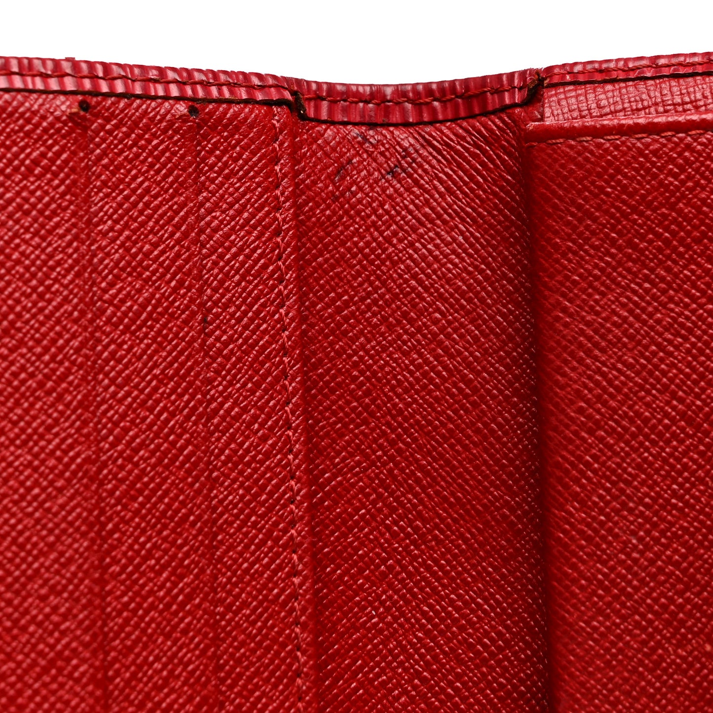 Epi Porte Tresor International Wallet Castillan Red