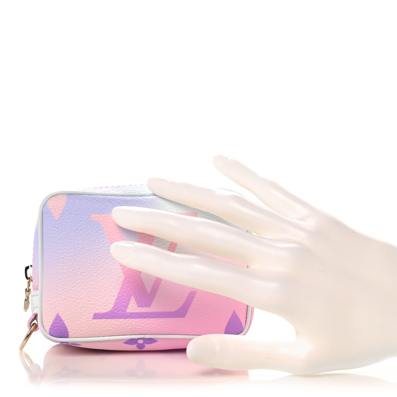 Louis Vuitton Monogram Giant Spring In The City Wapity Case Sunrise Pastel 2 of 9