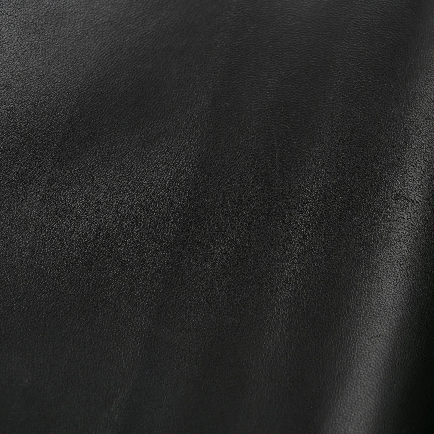 Epsom Constance 18 Black