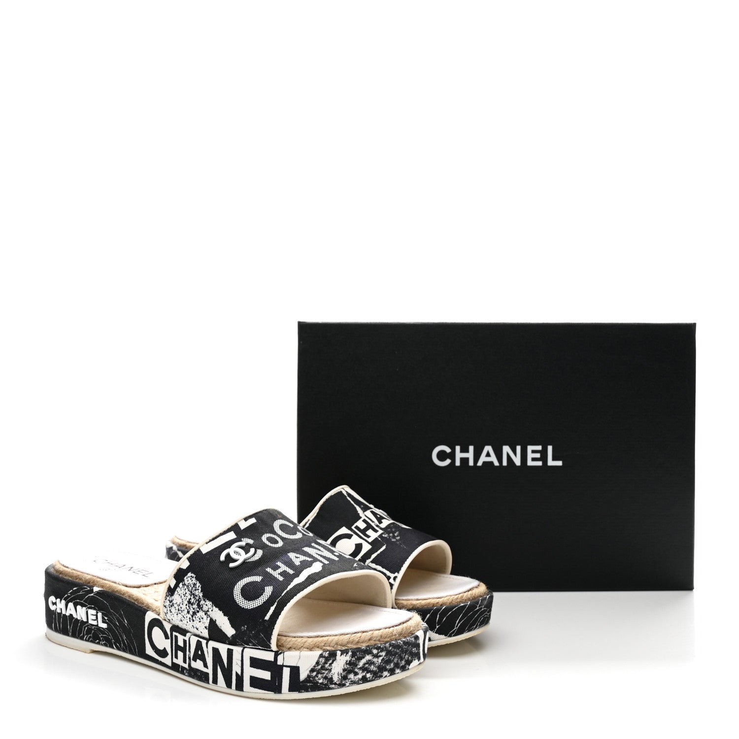 Chanel Fabric Grosgrain Printed CC Espadrille Slip On Sandals 40 Black White 10 of 10