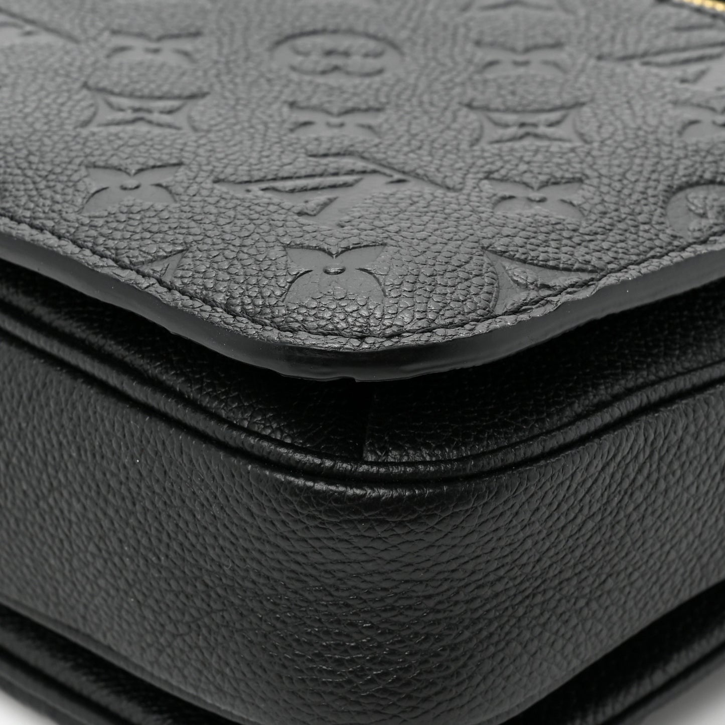 LOUIS VUITTON Empreinte Pochette Metis Black