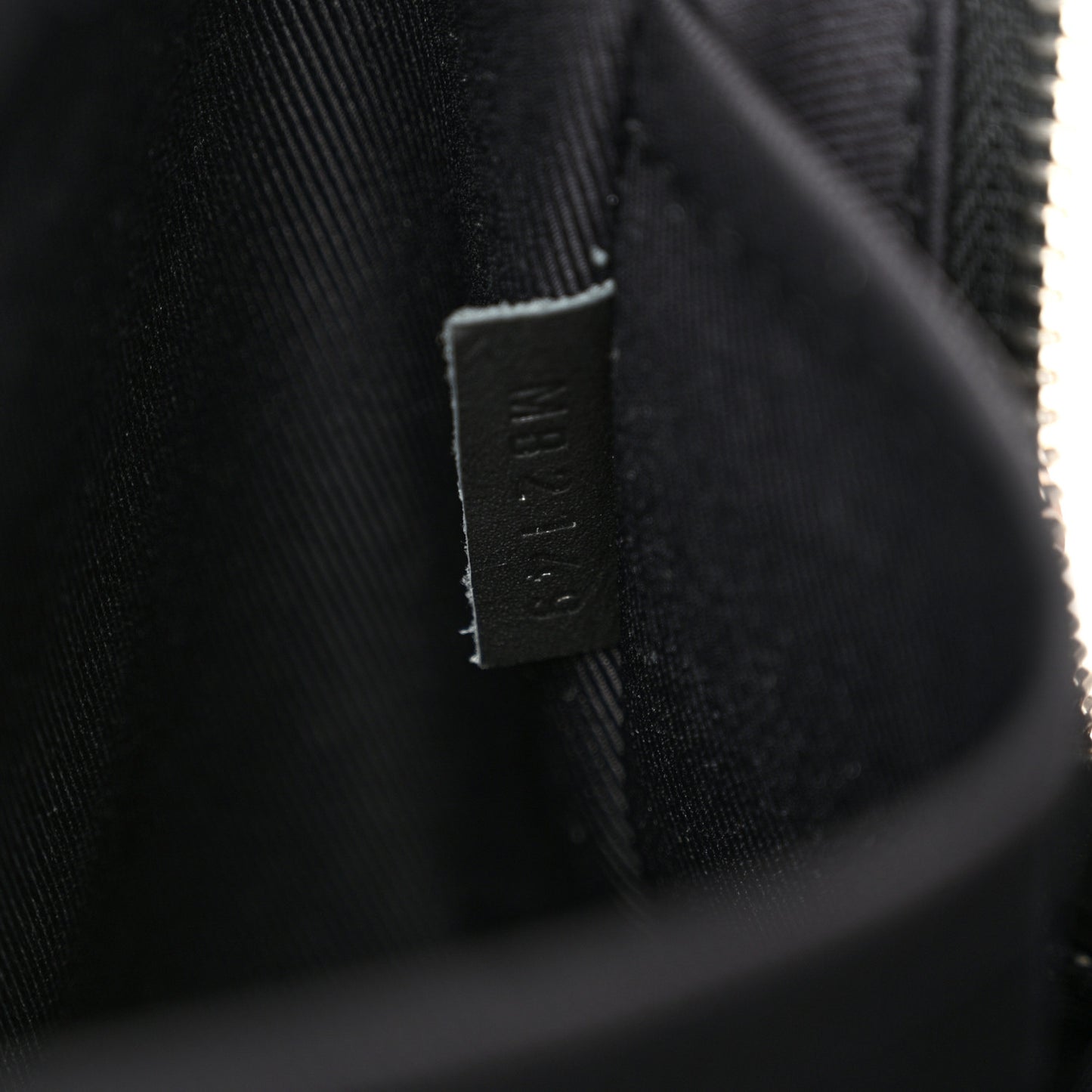 Damier Infini Avenue Sling Bag Onyx