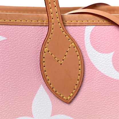 Louis Vuitton Monogram Giant By The Pool Neverfull MM Light Pink 18 of 23