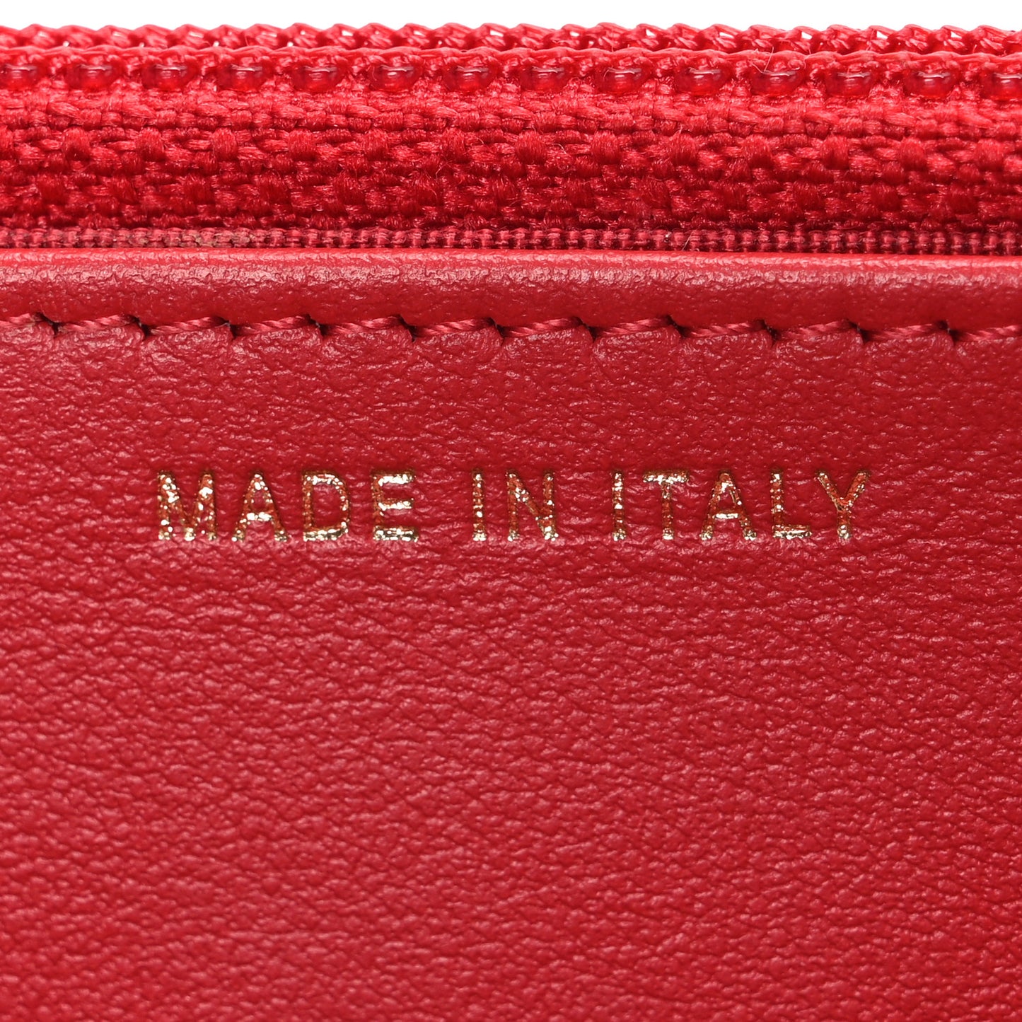 Caviar Quilted Boy Wallet On Chain WOC Red