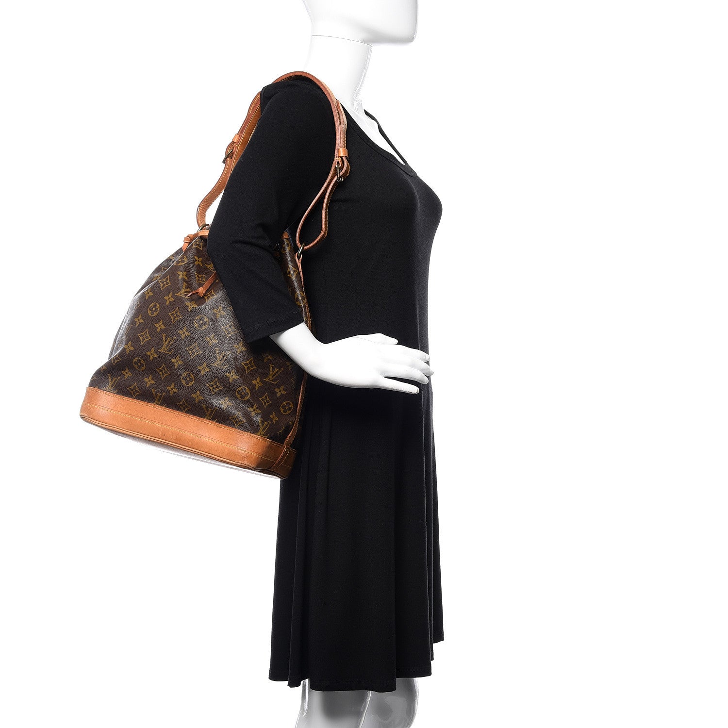 Louis Vuitton Monogram Noe 2 of 11