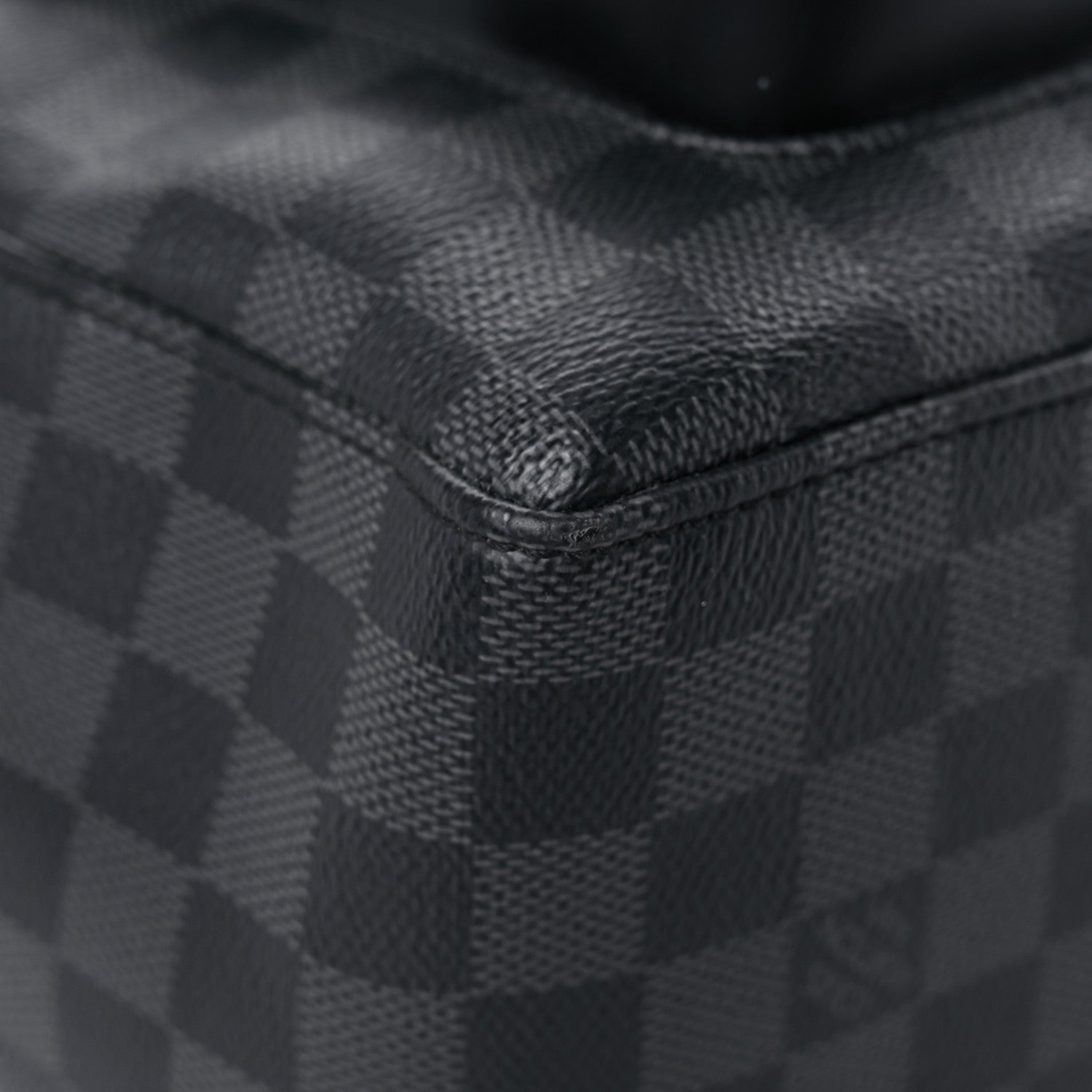 Louis Vuitton Damier Graphite Comet Josh Backpack 7 of 23