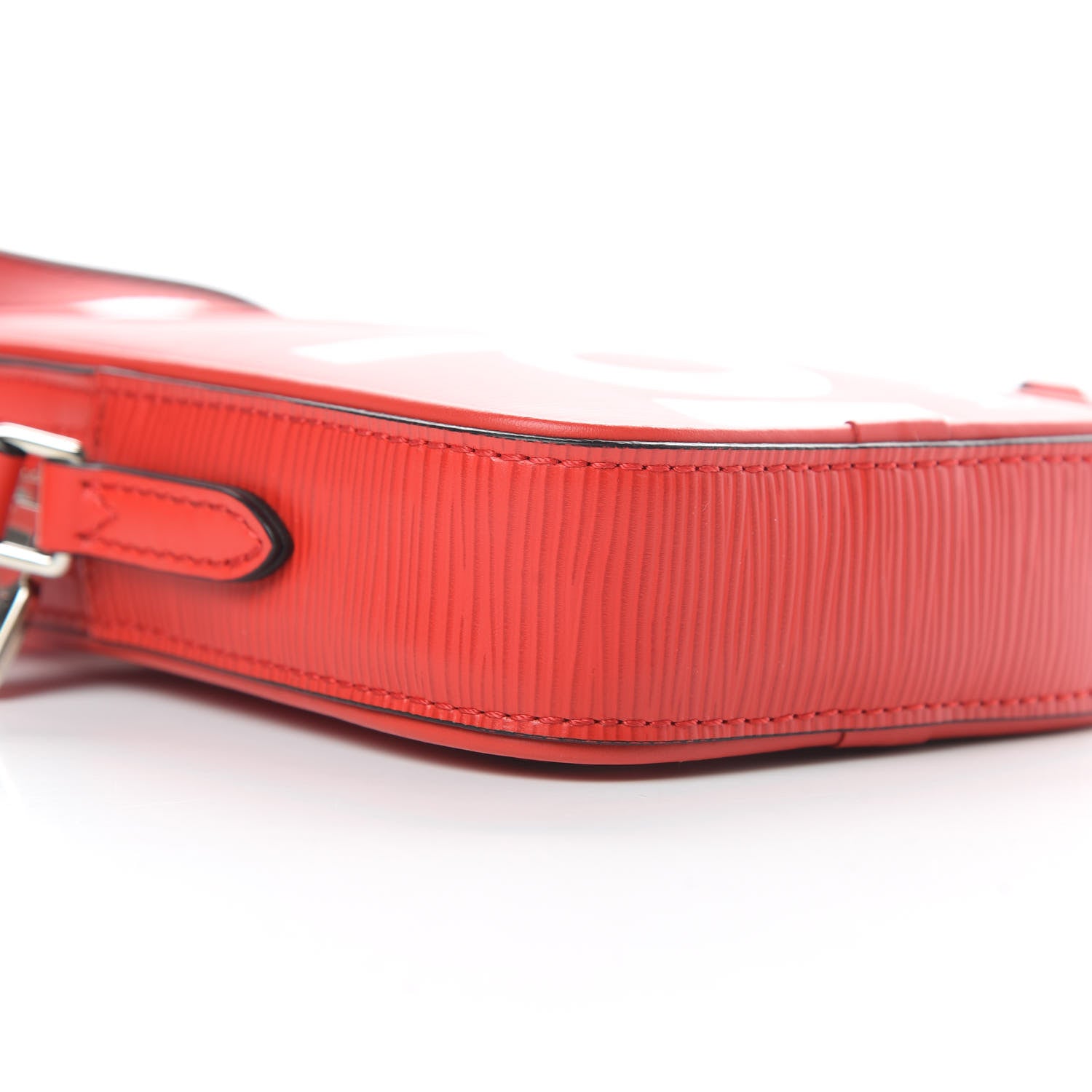 Louis Vuitton X SUPREME Epi Danube PPM Red 9 of 10