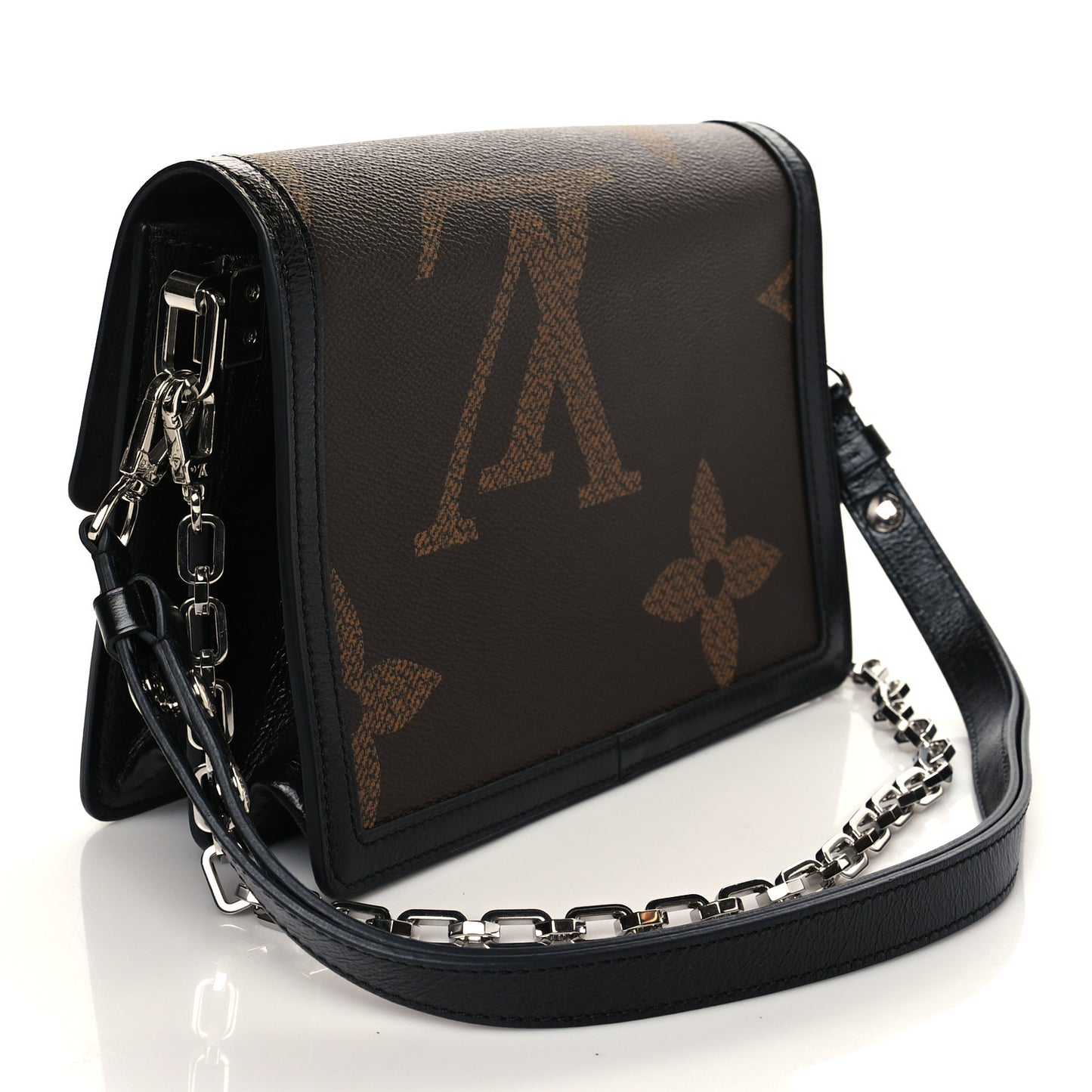 Reverse Monogram Giant Dauphine MM