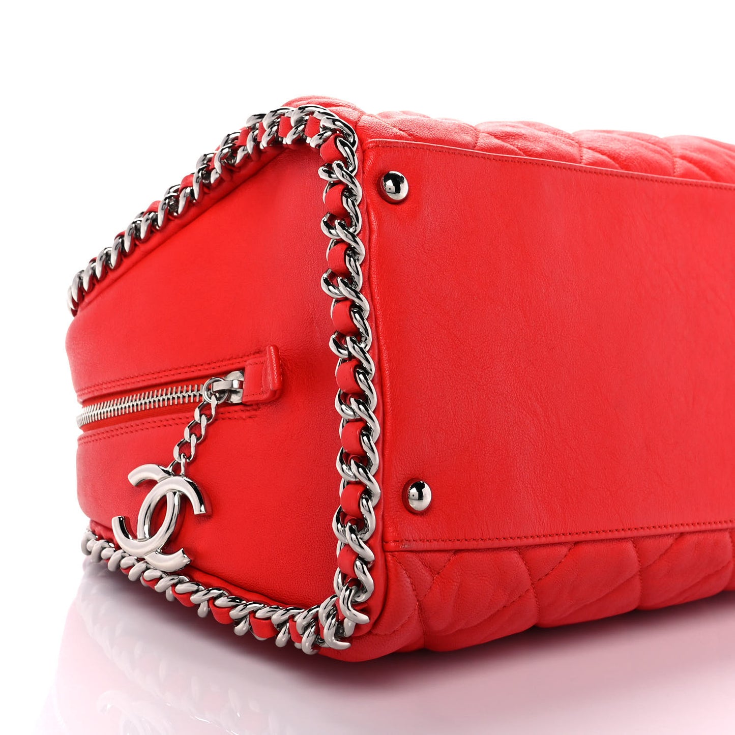 Washed Lambskin Chain Around Bowler Red