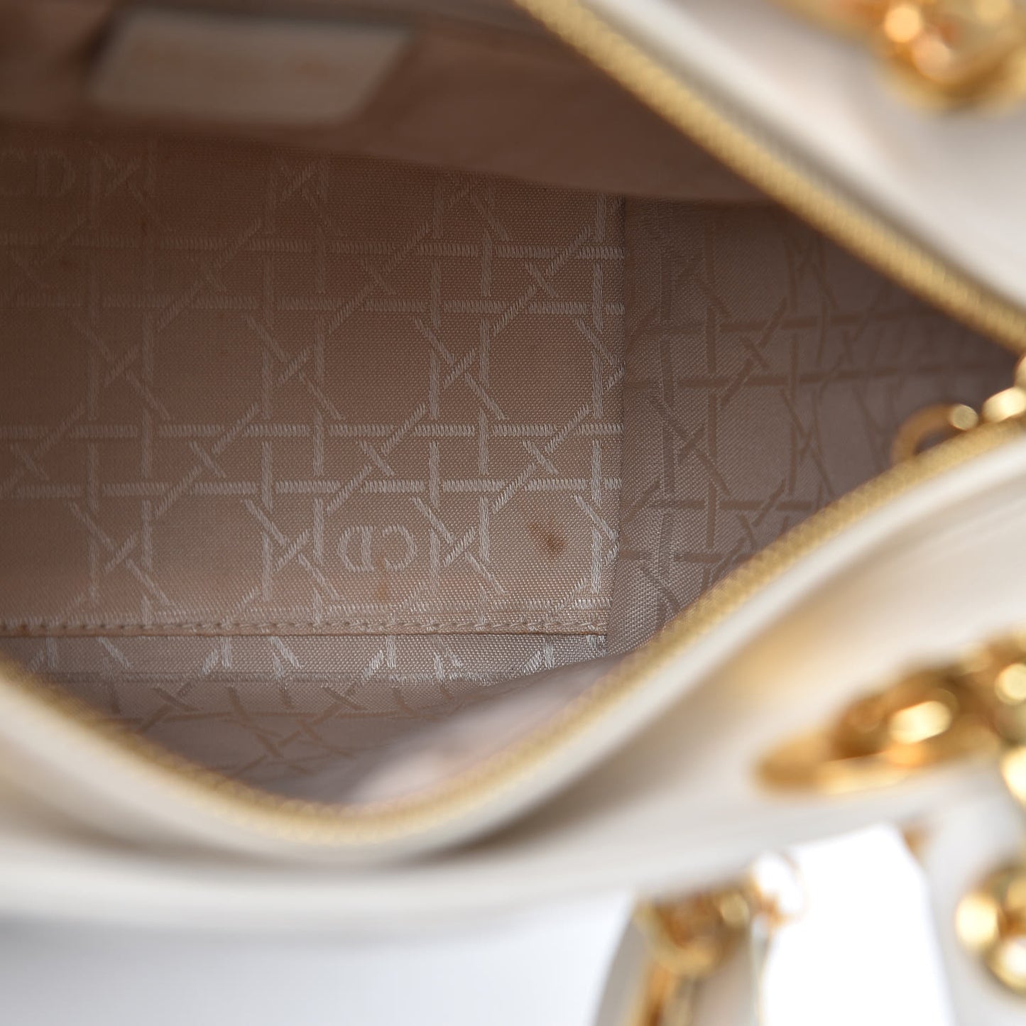 Lambskin Cannage Medium Lady Dior White