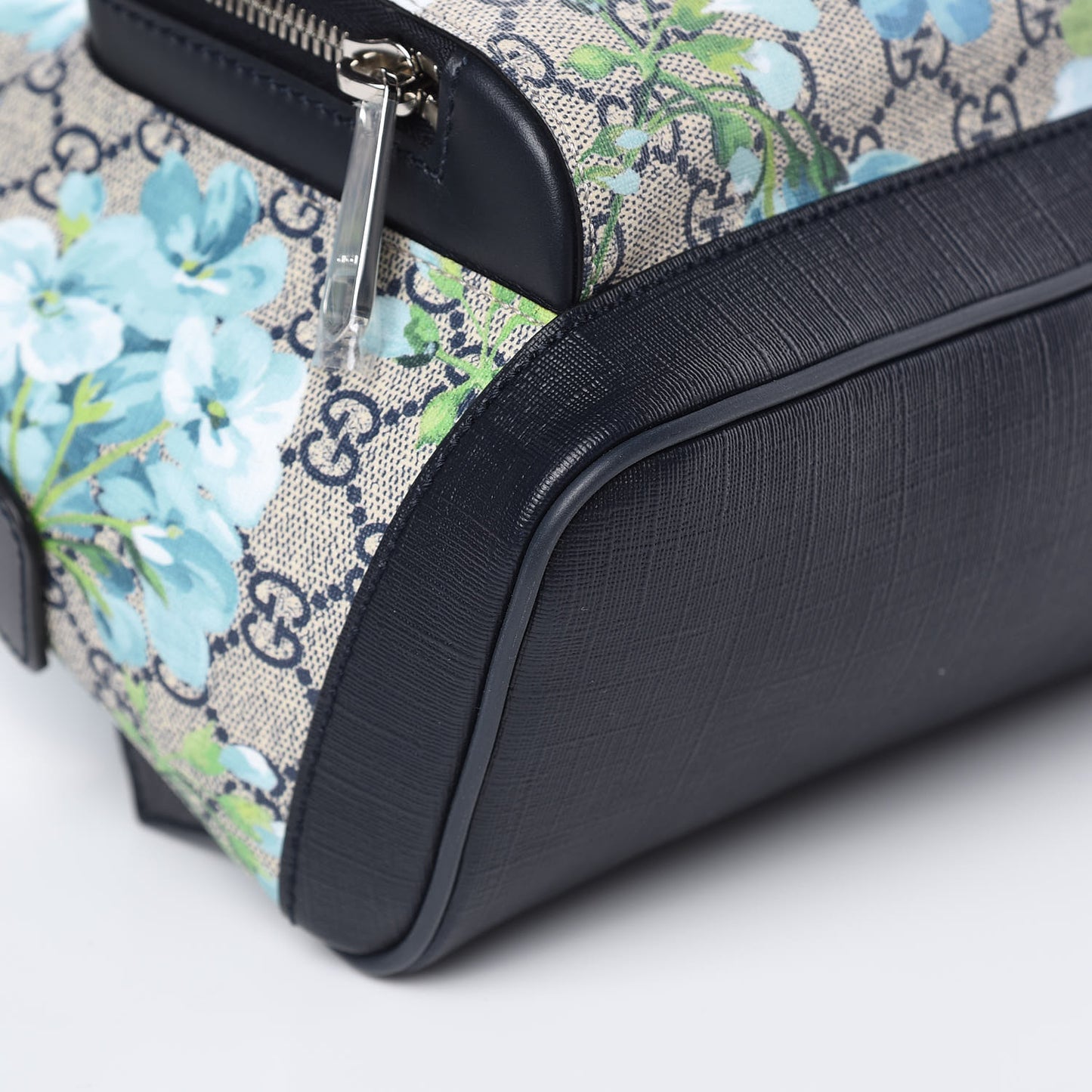 GG Supreme Monogram Blooms Small Day Backpack Blue