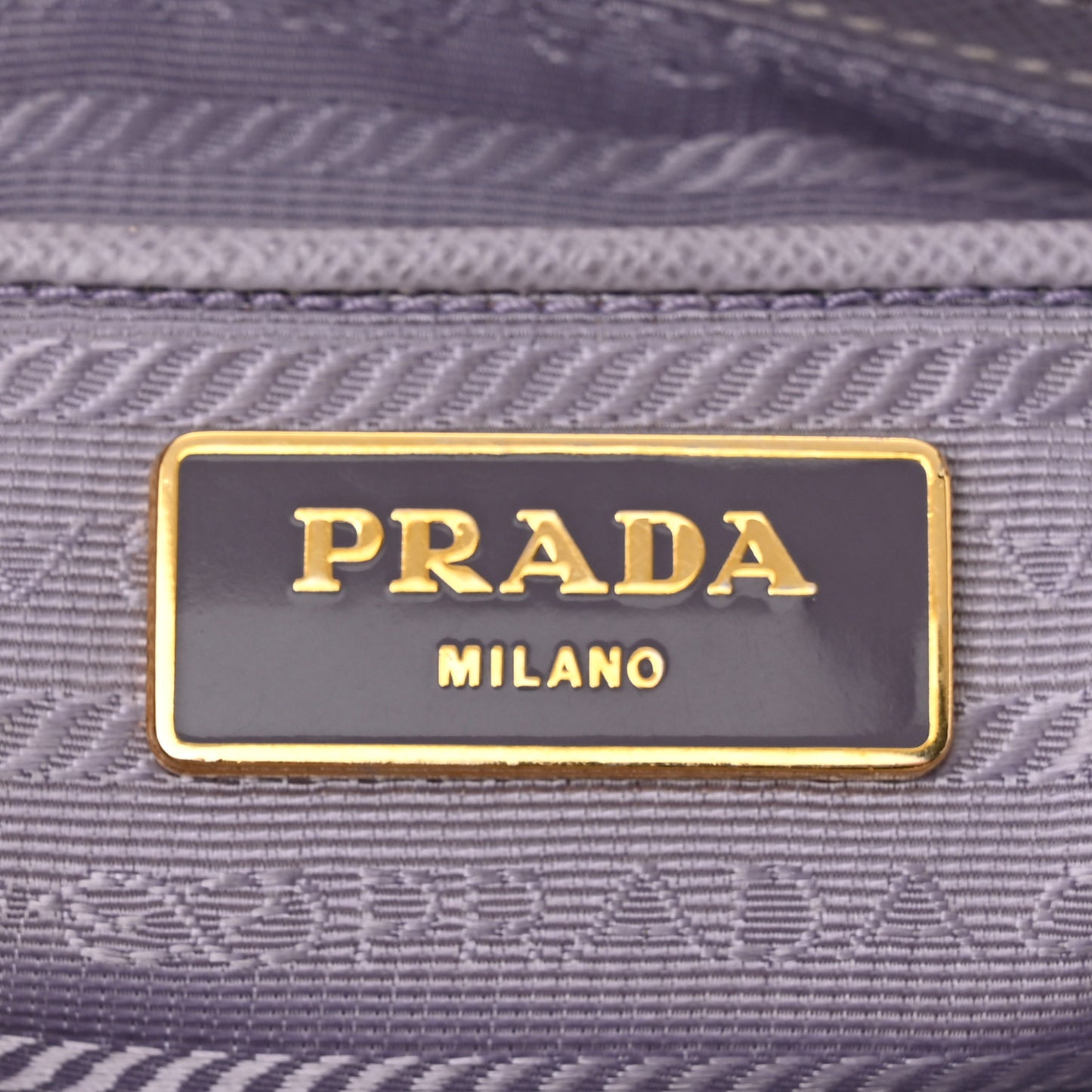 Saffiano Medium Galleria Double Zip Tote Glicine