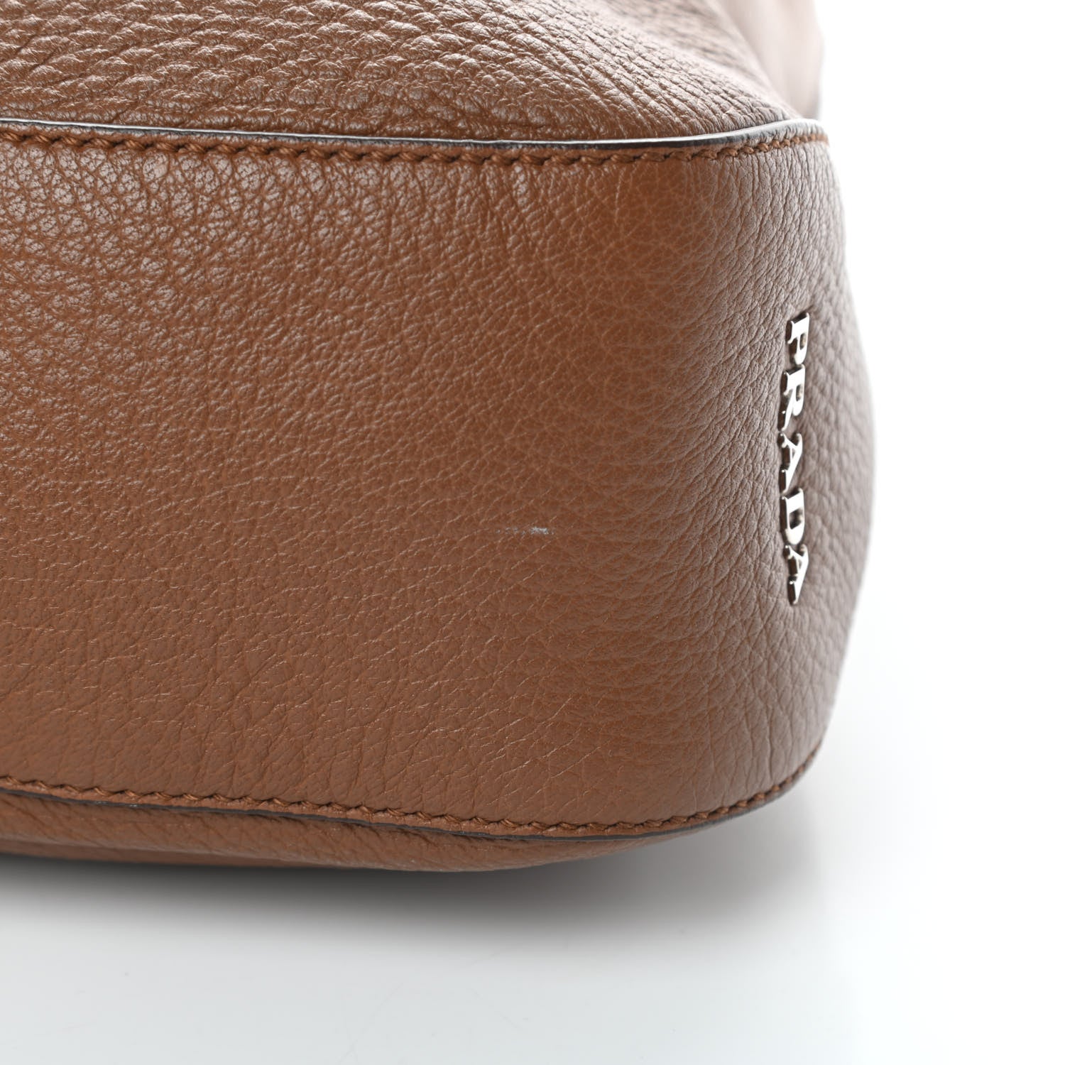 Prada Cervo Hobo Cammello 12 of 12