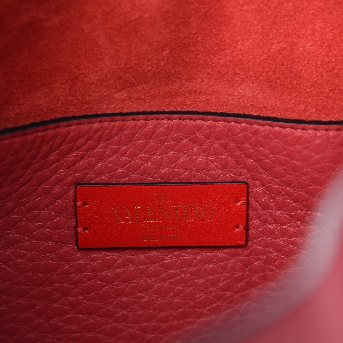 Grained Calfskin Small Rockstud Bucket Bag Red