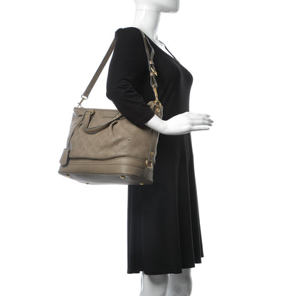 Louis Vuitton Mahina Stellar PM Poudre 2 of 8