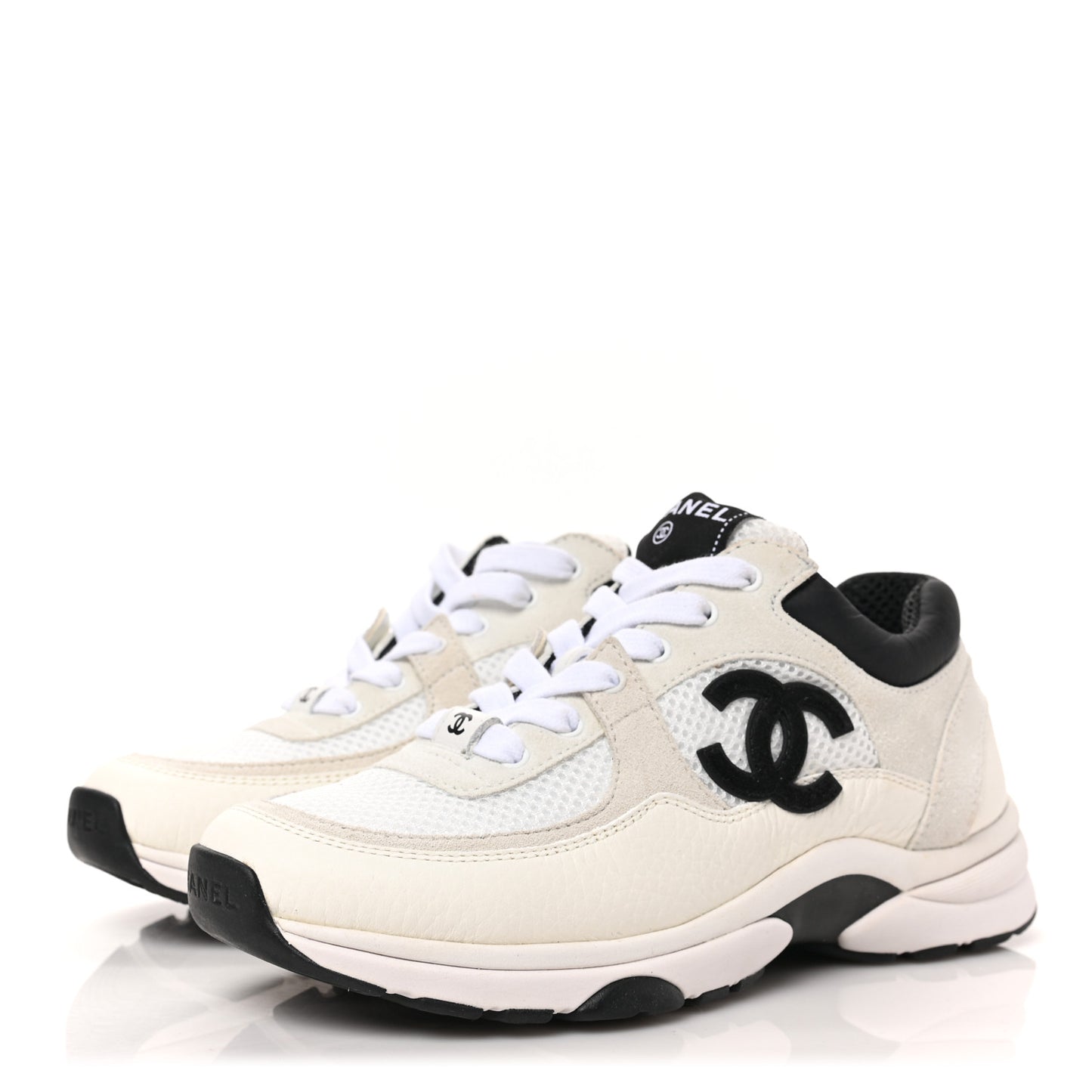 Mesh Suede Calfskin Grained Calfskin Womens CC Sneakers 36 White Black