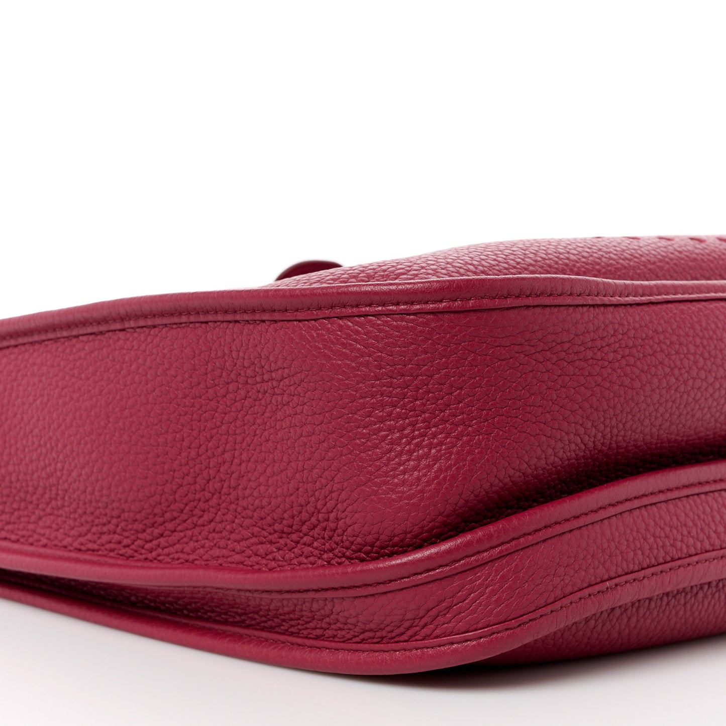 Taurillon Clemence Evelyne III GM Rubis