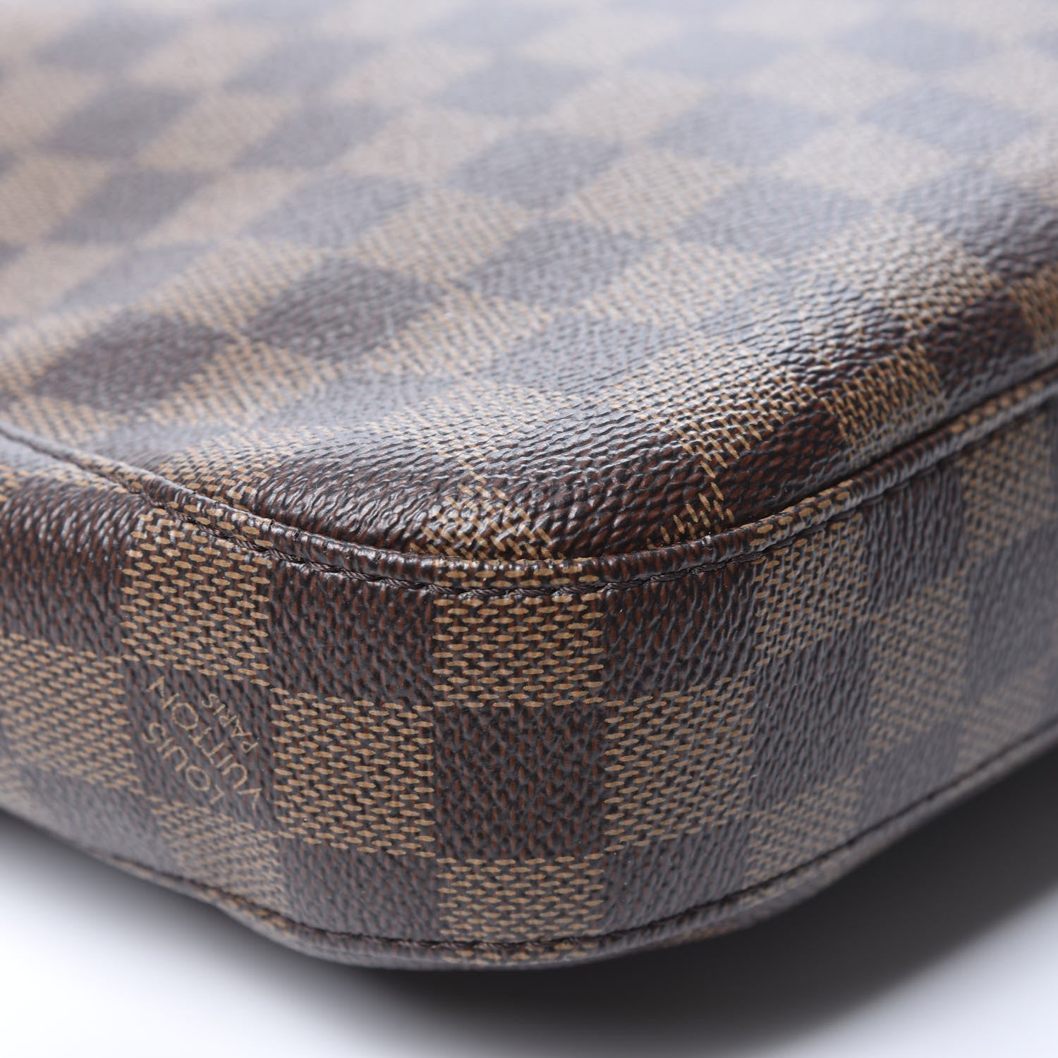 Louis Vuitton Damier Ebene South Bank Besace 5 of 9