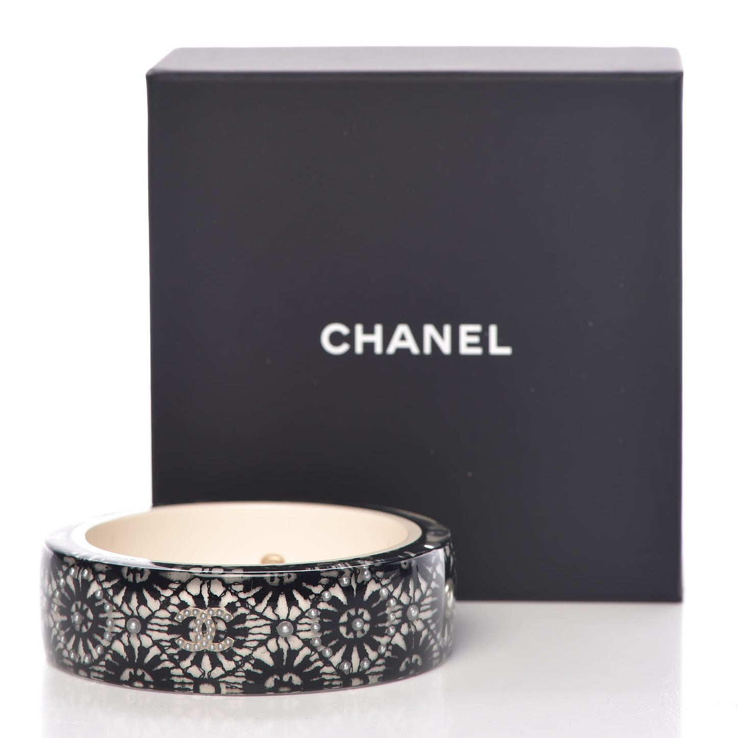 Resin Pearl Cuff Bangle Bracelet Black
