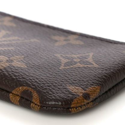 Louis Vuitton Monogram Key Pouch 9 of 10