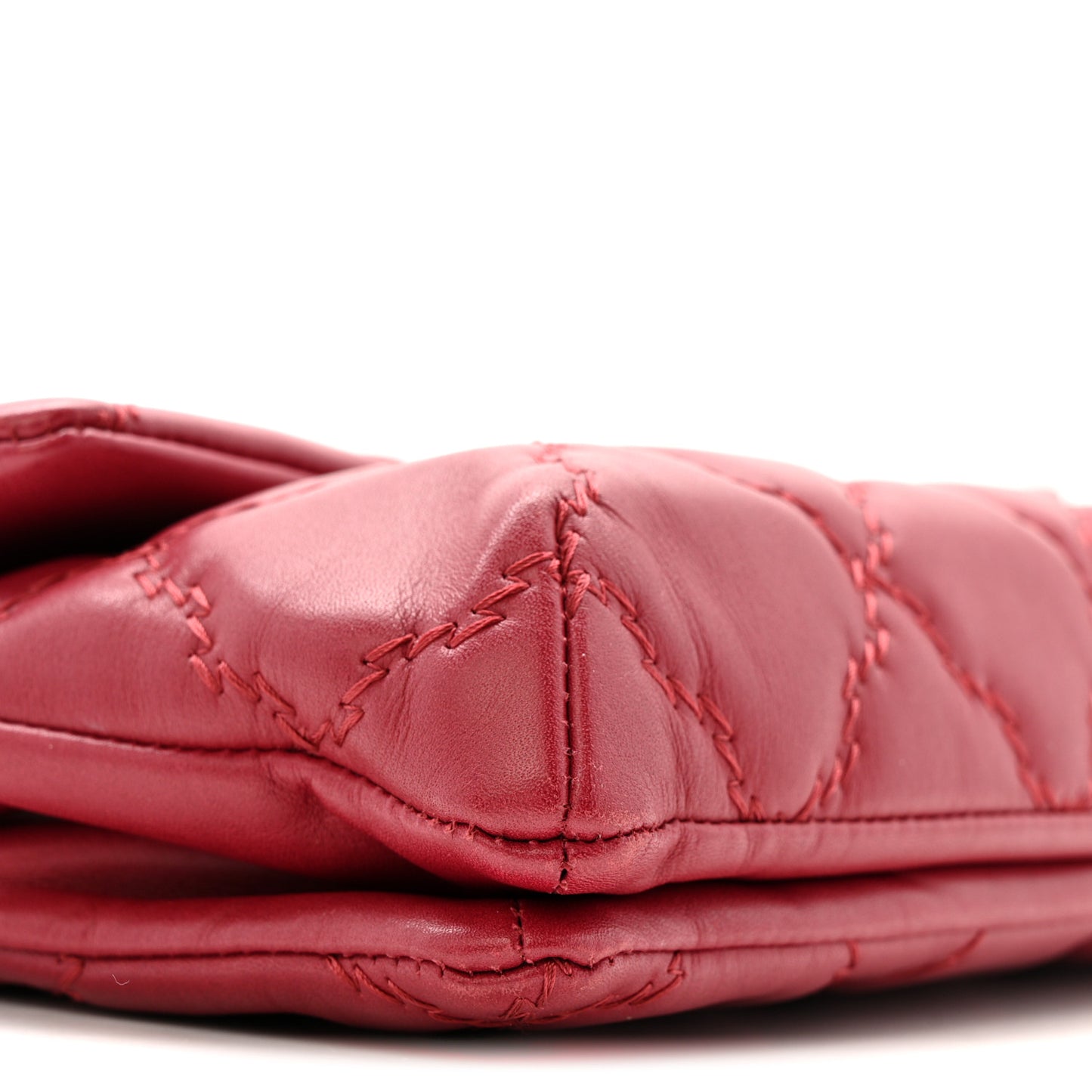 Calfskin Quilted Double Stitch Hamptons Clutch with Chain Red Red