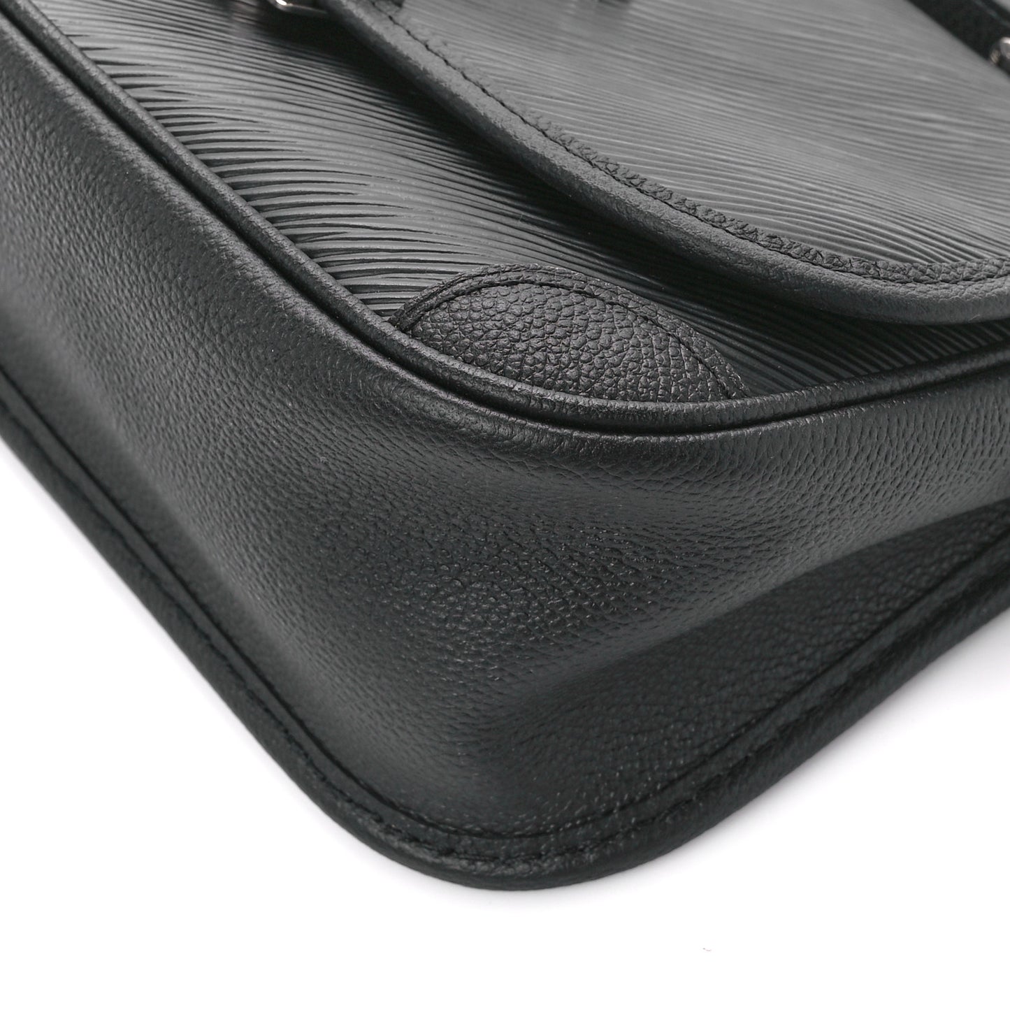 Epi Buci Crossbody Black