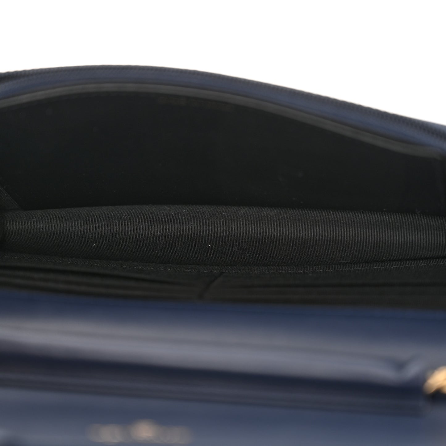 Caviar Quilted CC Filigree Wallet On Chain WOC Navy