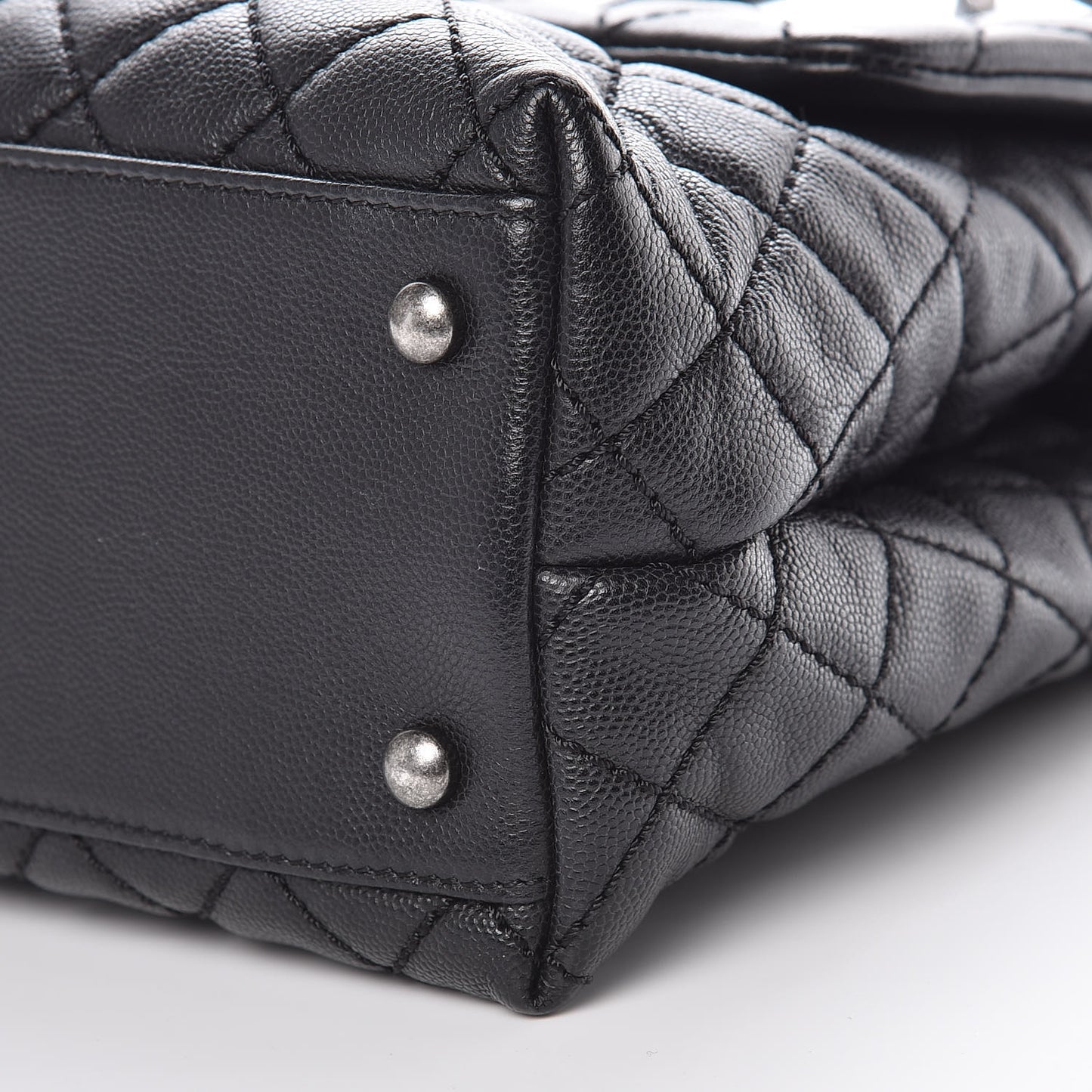 Caviar Quilted Medium Coco Handle Flap Black