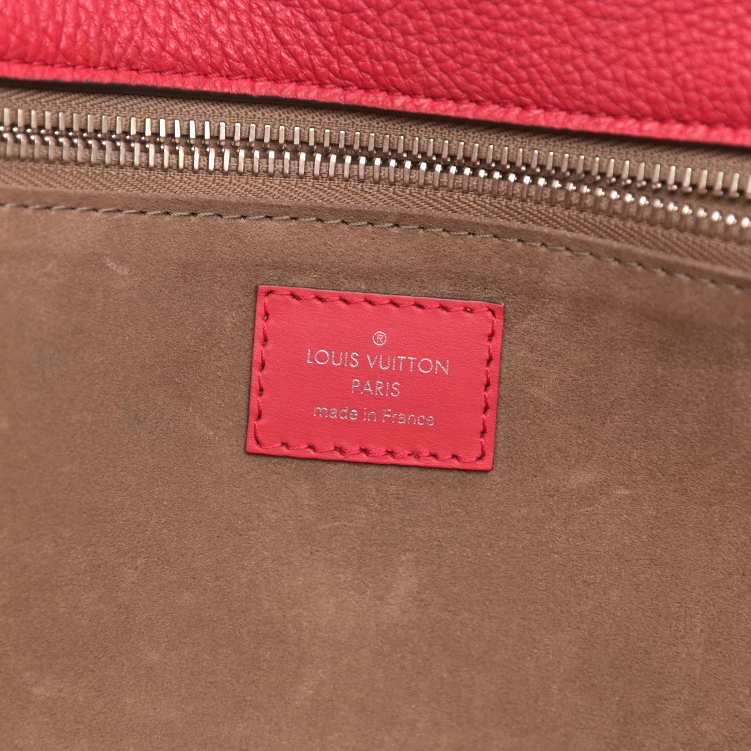 Louis Vuitton Veau Cachemire W PM Griotte 5 of 7