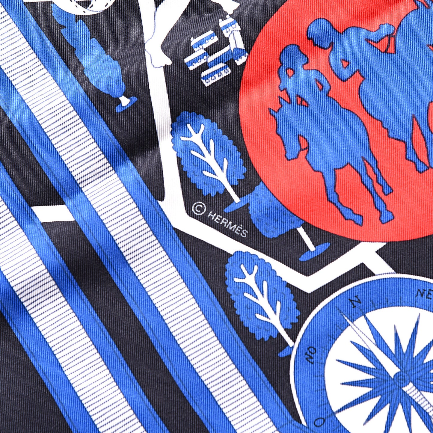 Silk Les Nouveaux Amoureux de Paris Scarf 90 Bleu Black Rouge White