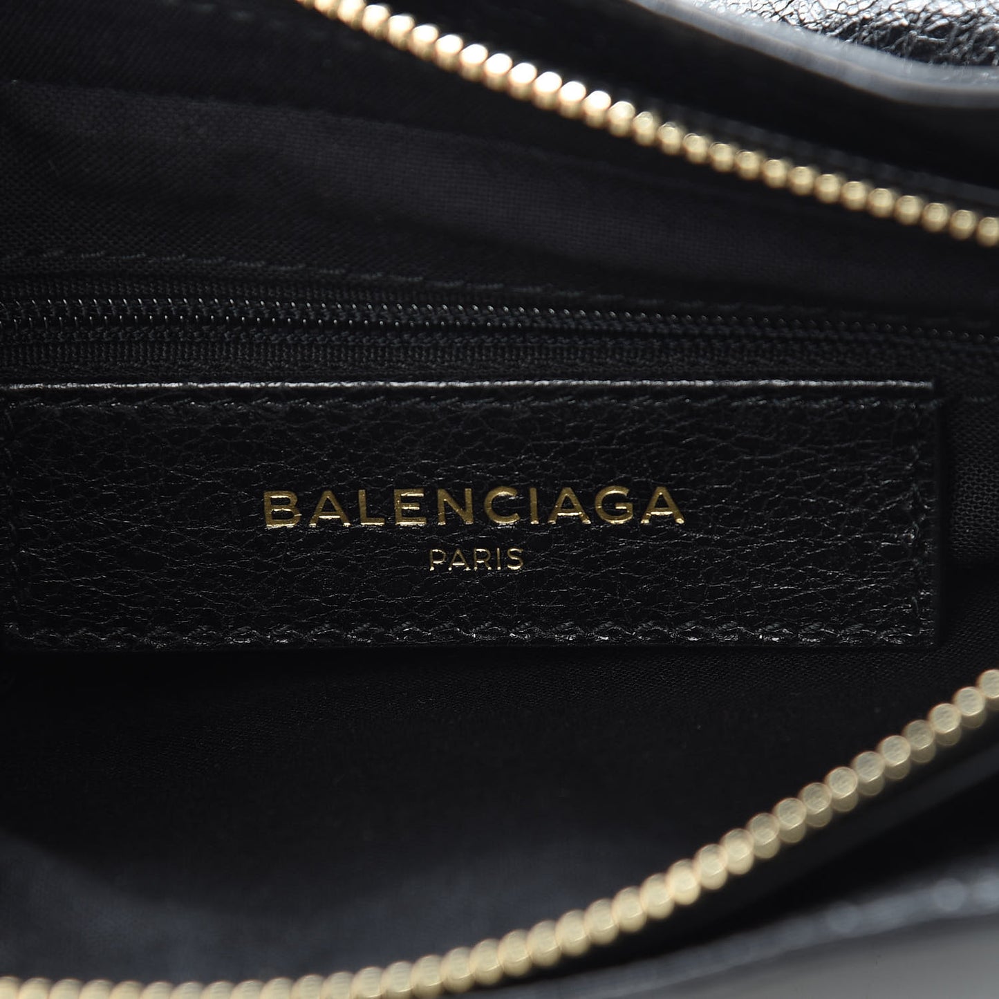 Agneau Giant 12 Gold Hardware Hip Black