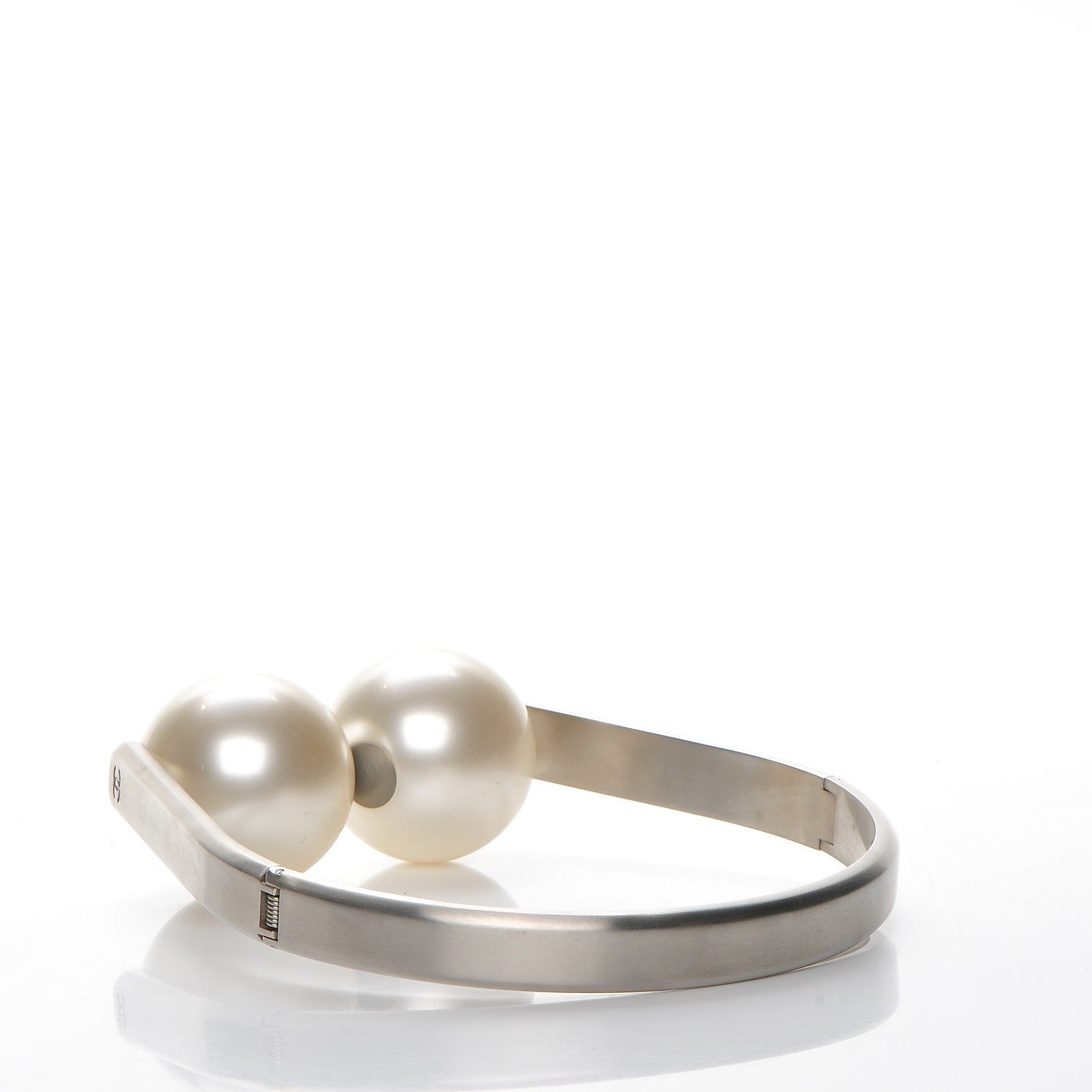 Chanel Giant Pearl Headphones Necklace Silver 5 of 8