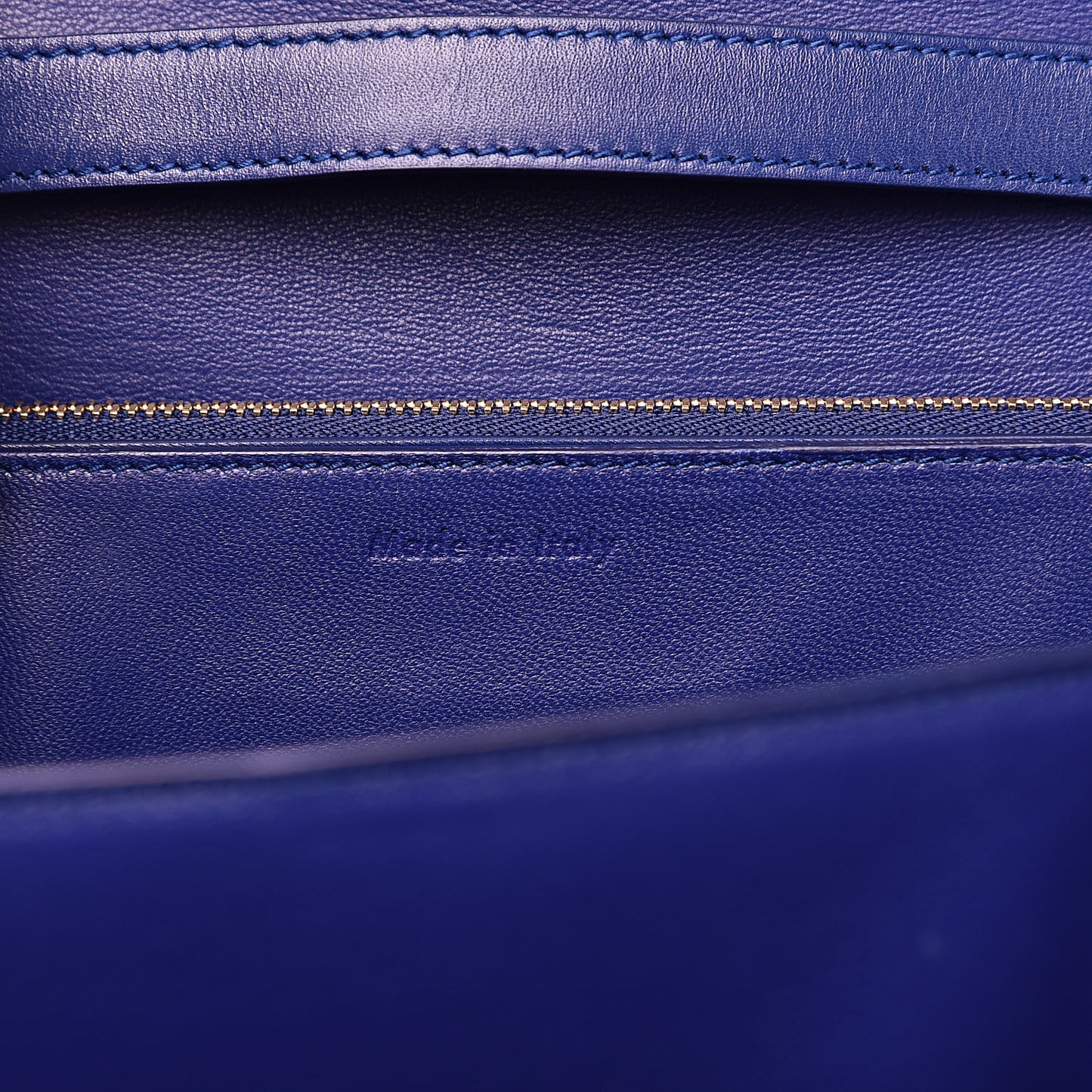 Box Calfskin Medium Classic Box Flap Bag Indigo