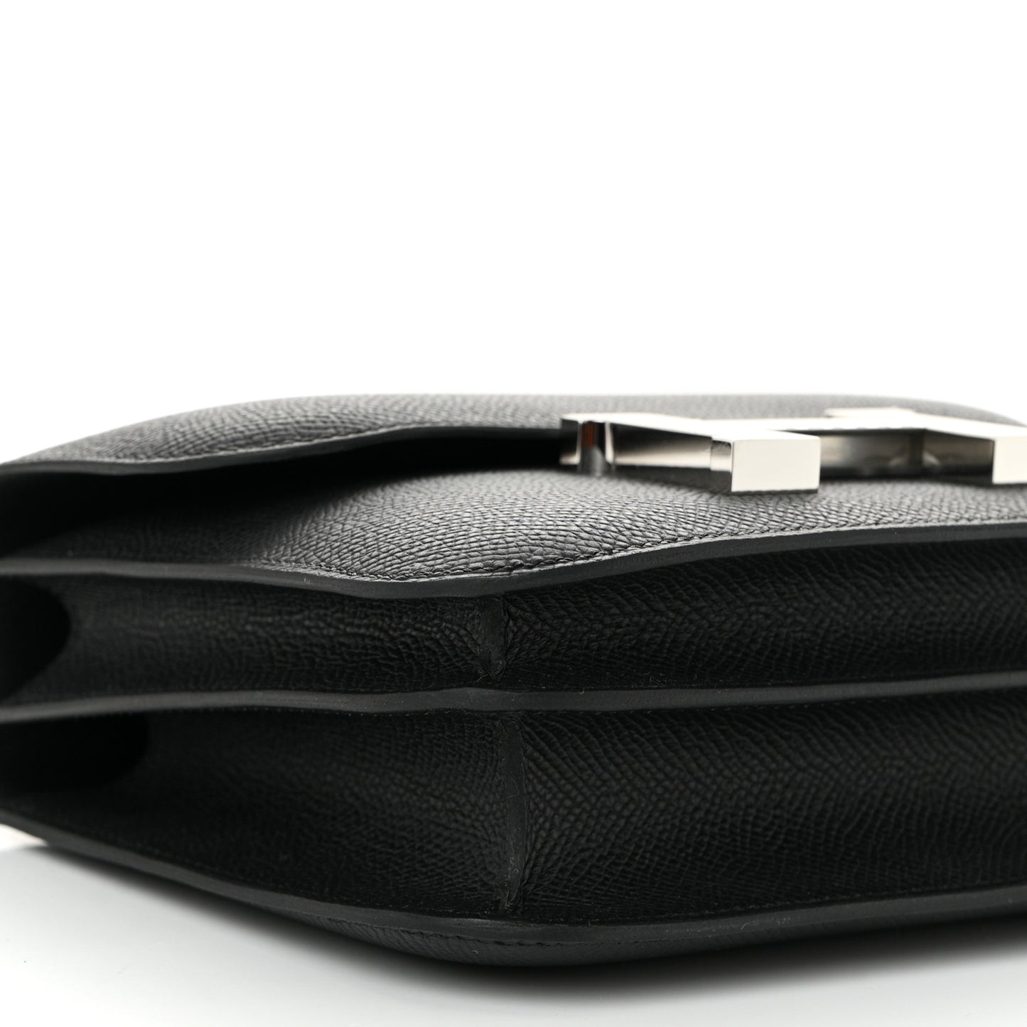 Epsom Constance 18 Black
