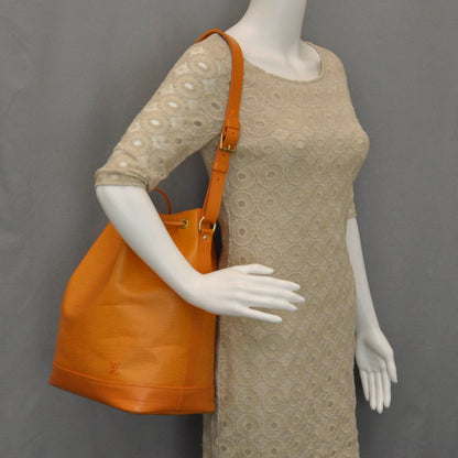 Louis Vuitton Epi Noe Mandarin 2 of 8