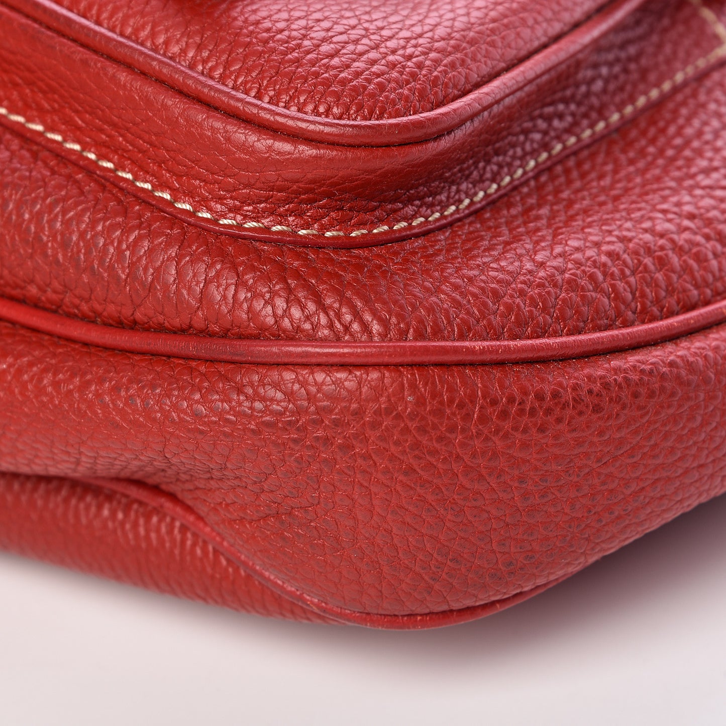 Vitello Daino Hobo Rosso
