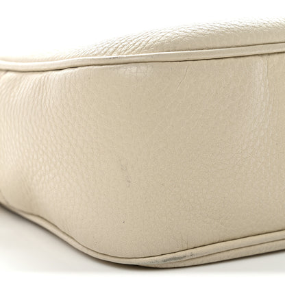 Gucci Pebbled Calfskin Small Soho Disco Bag Off White 25 of 40
