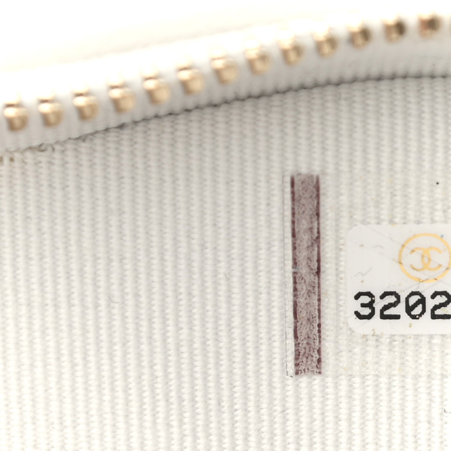 Chanel Lambskin Quilted CC In Love Heart Clutch With Chain White 7 of 11