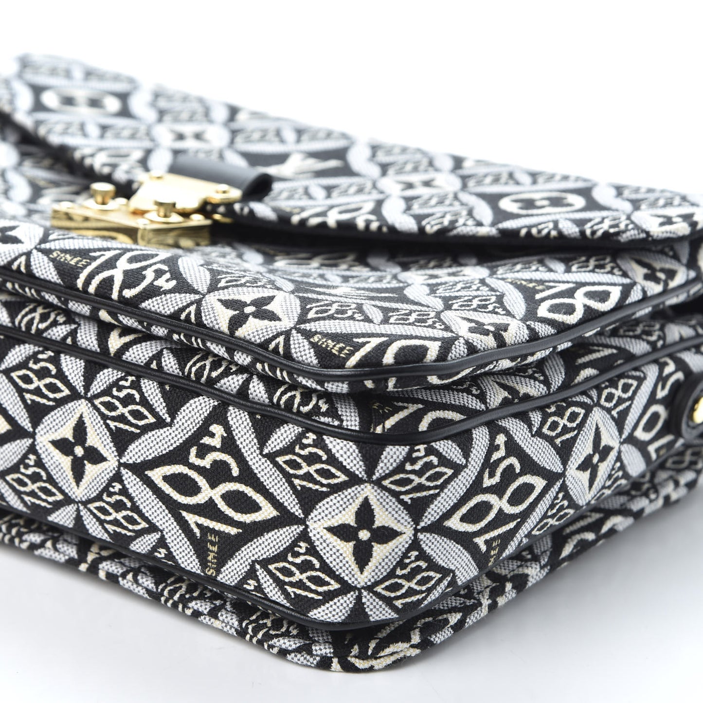 Jacquard Since 1854 Pochette Metis Grey