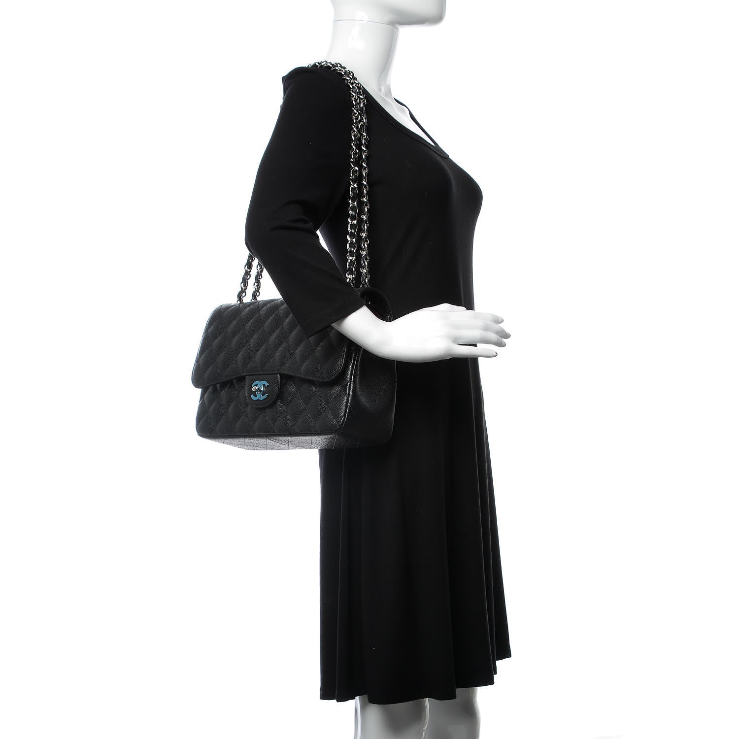 Chanel Caviar Quilted Jumbo Double Flap Black 3 of 9