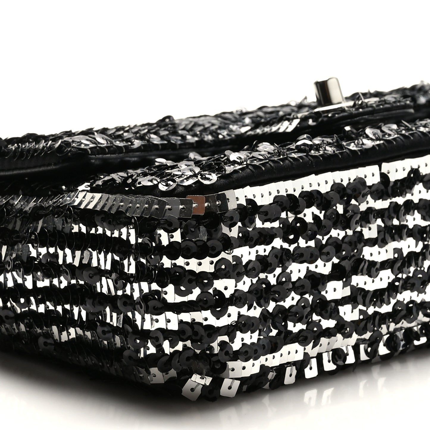 Sequin Lambskin Small Flap Black Silver