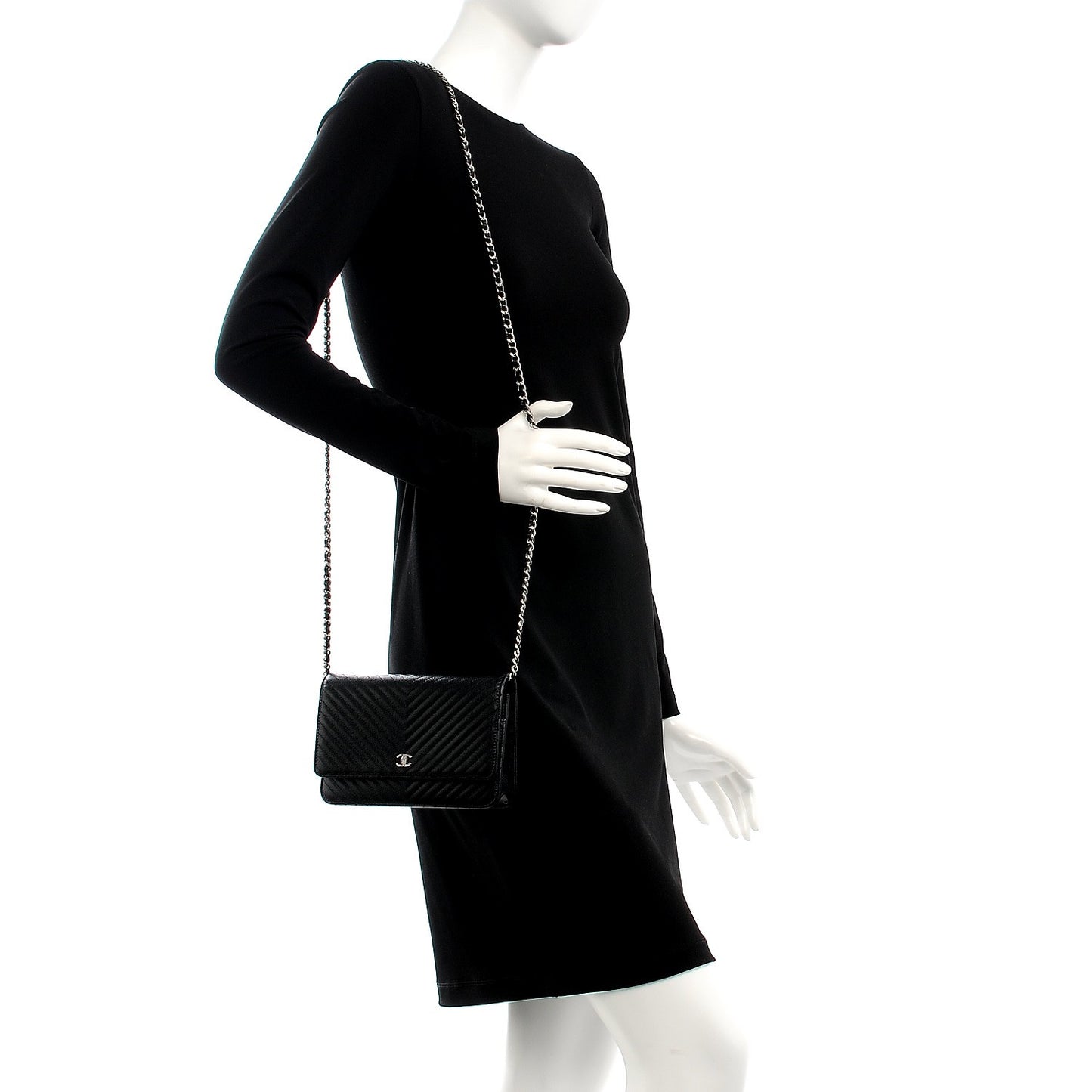 Caviar Chevron Quilted Wallet On Chain WOC Black