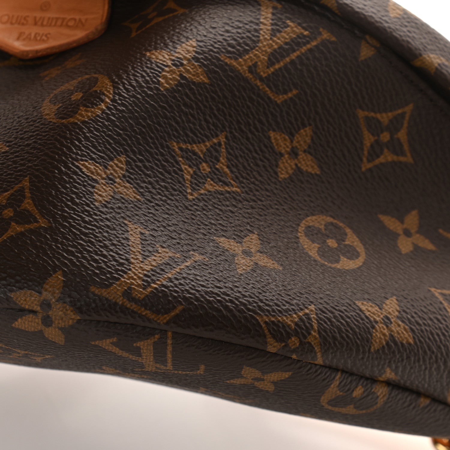 Louis Vuitton Monogram Bumbag 8 of 8