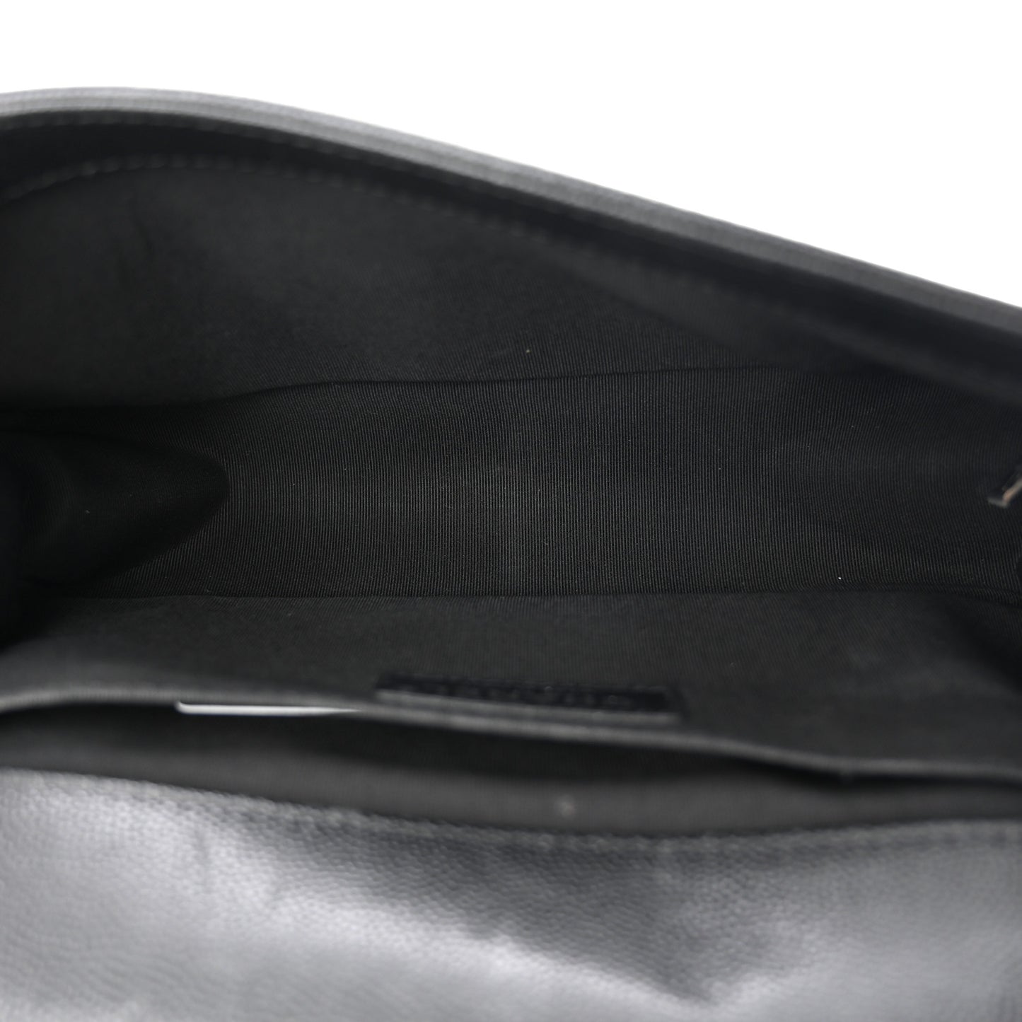 Caviar Quilted Medium Boy Flap Black