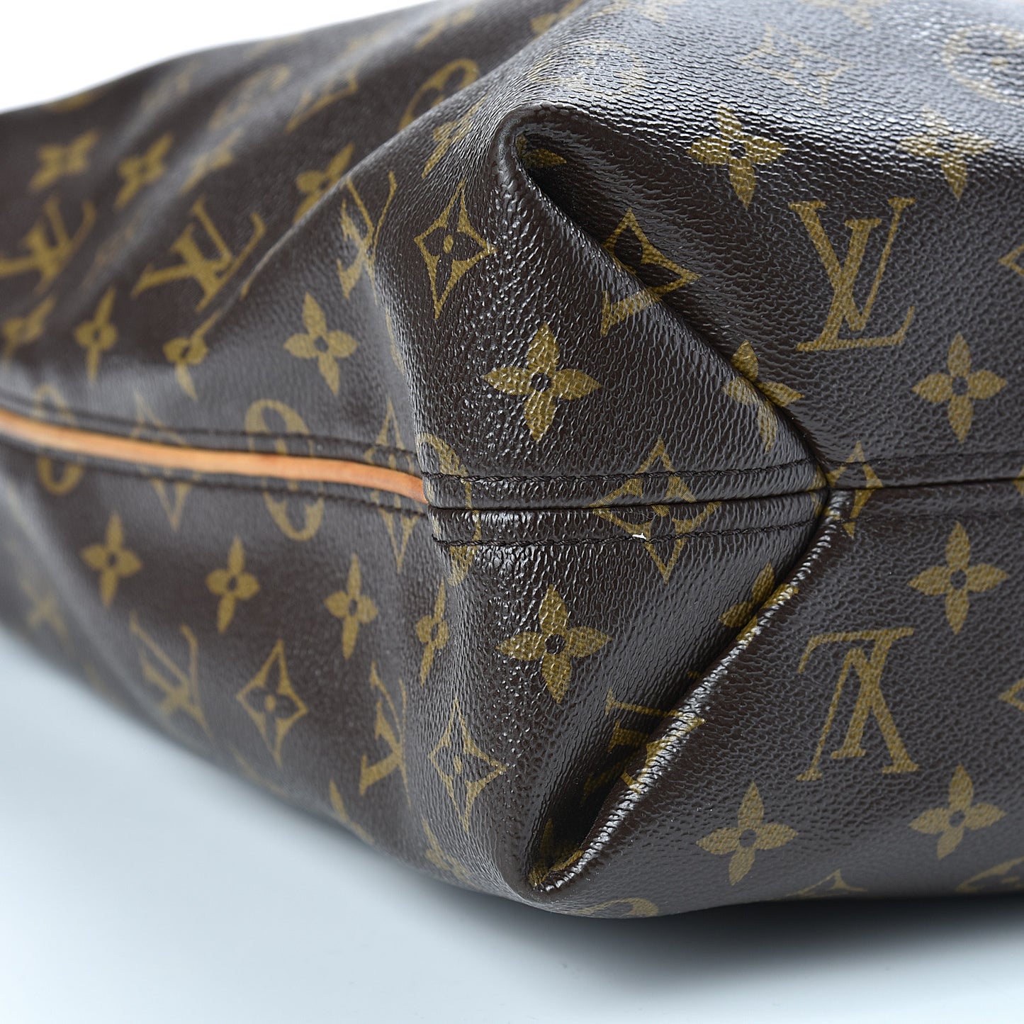 Monogram Sully MM