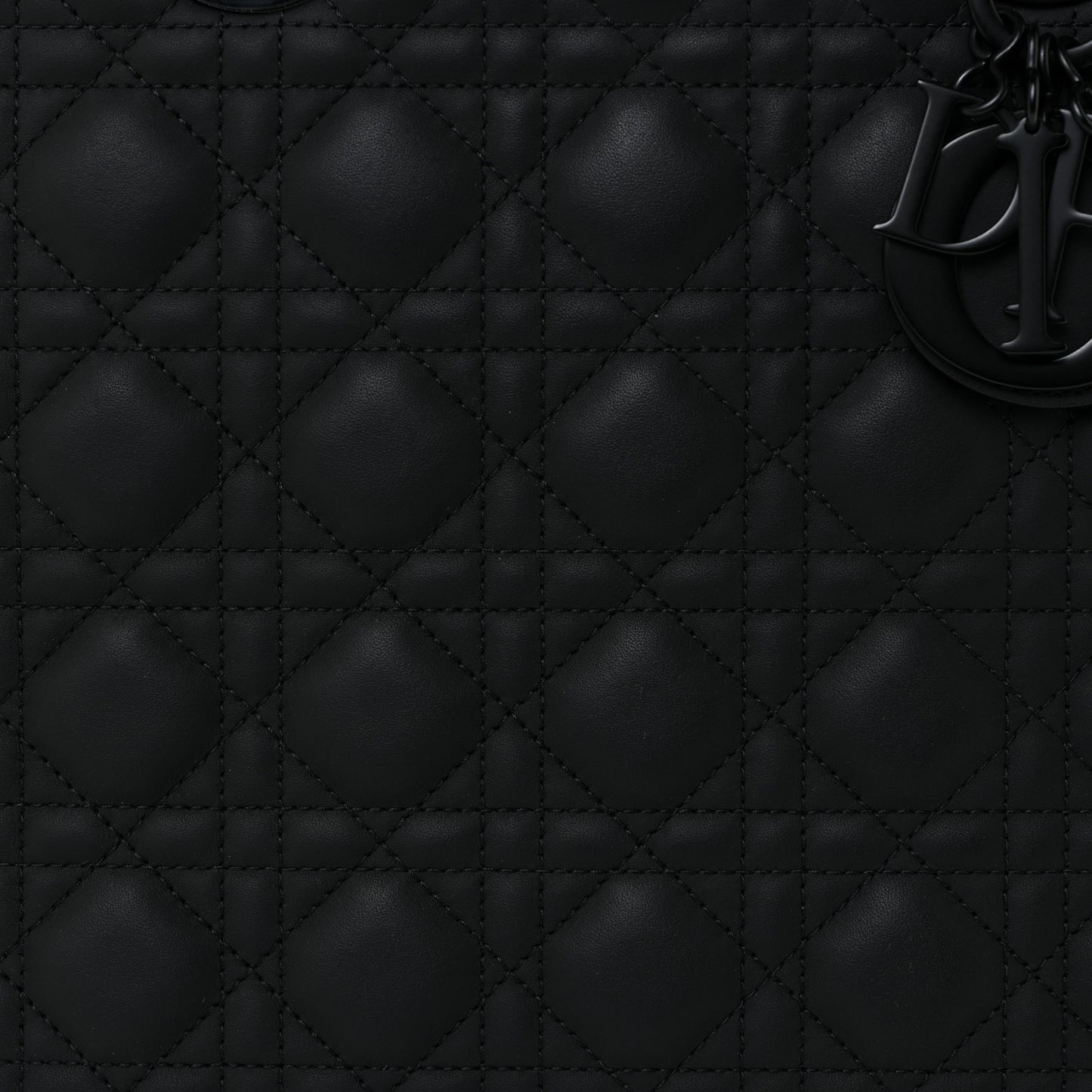 Ultra Matte Calfskin Cannage Large Lady Dior Black