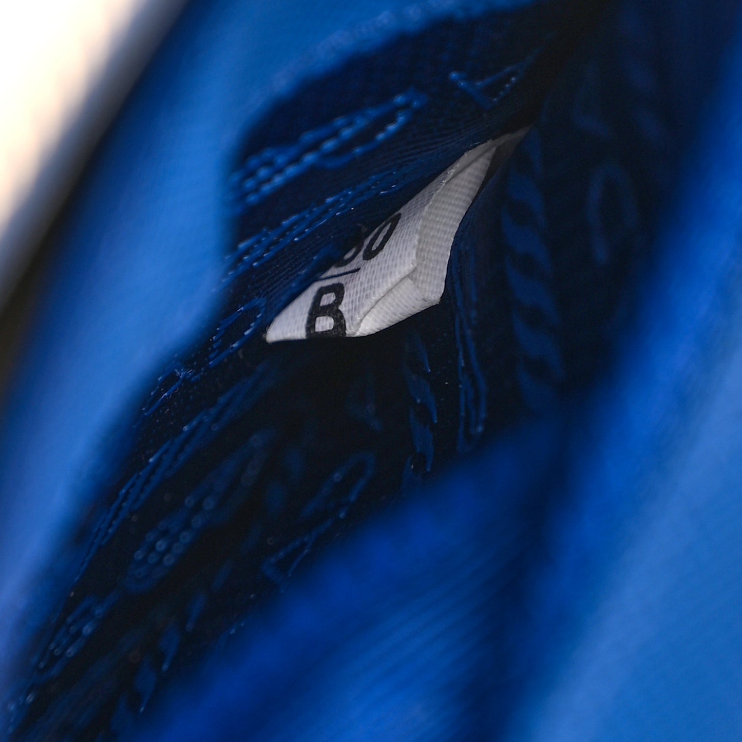 Saffiano Micro Galleria Double Zip Tote Azzurro