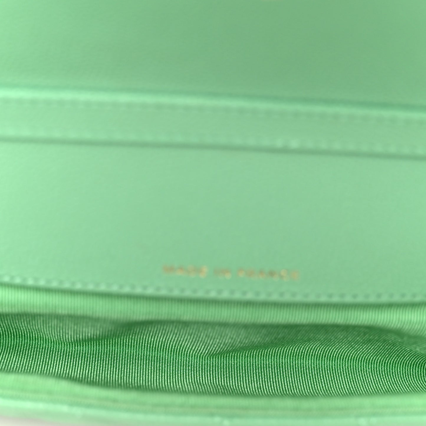 Caviar Quilted Flap Phone Holder With Chain Green