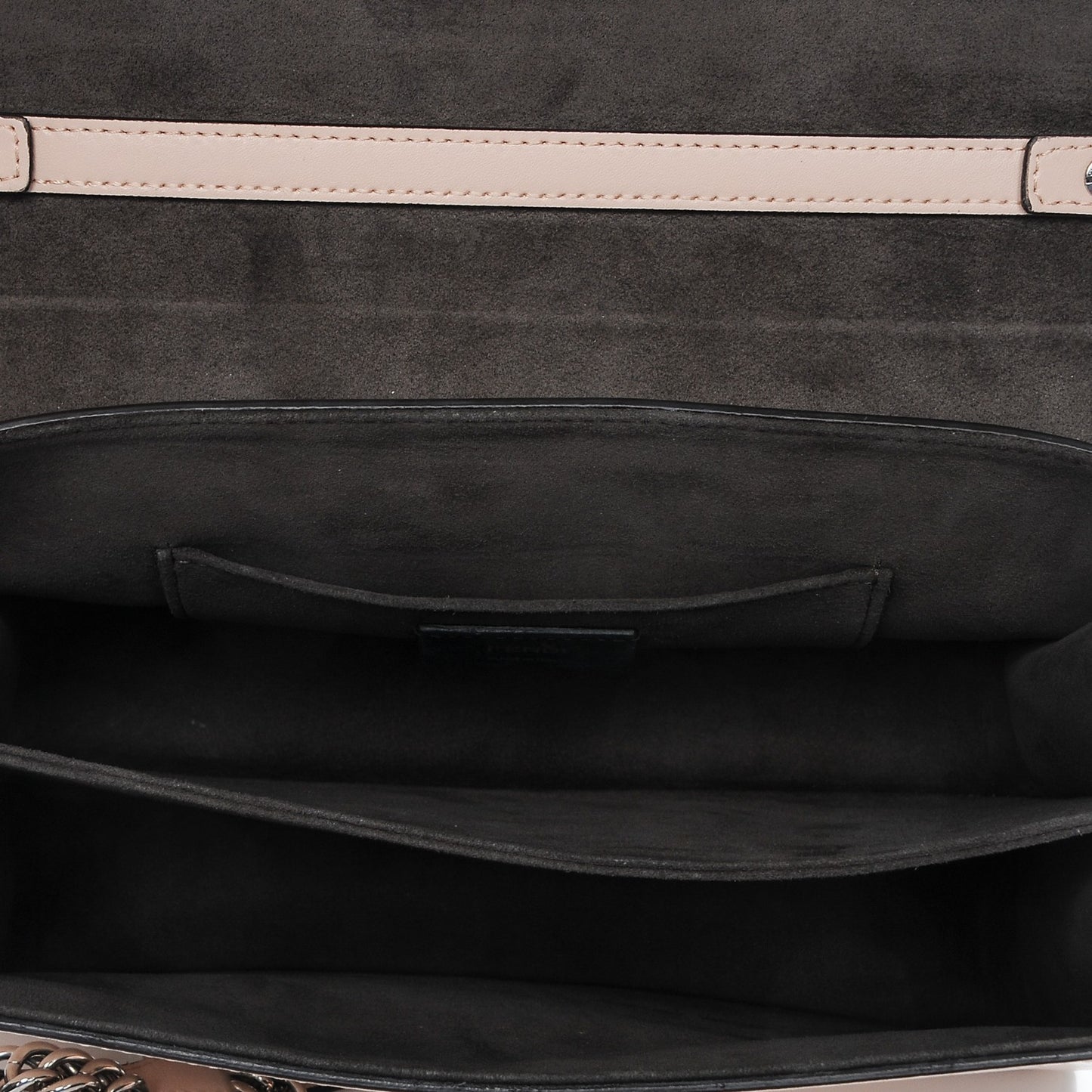 Vitello Liberty Scalloped Studded Kan I Shoulder Bag Plaster
