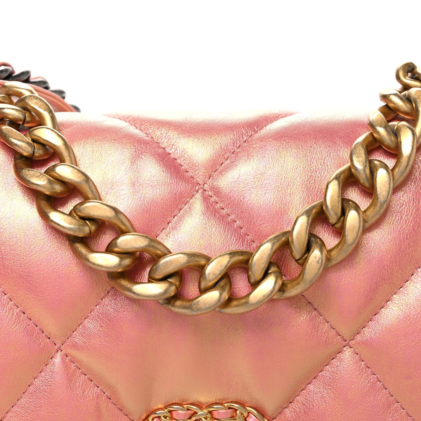Iridescent Lambskin Quilted Large Chanel 19 Flap Pink